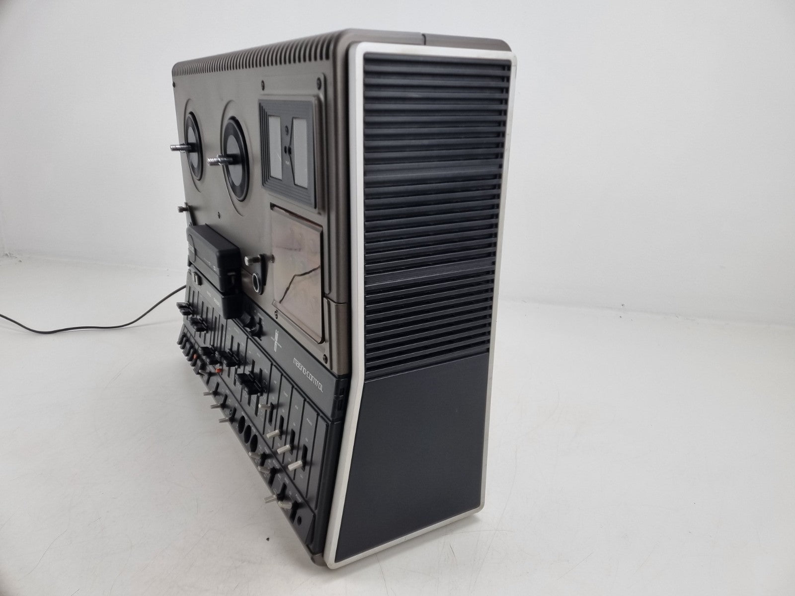 Philips N 4422 - 1/4'' Reel to Reel  Recorder- With Dustcover - With speakers