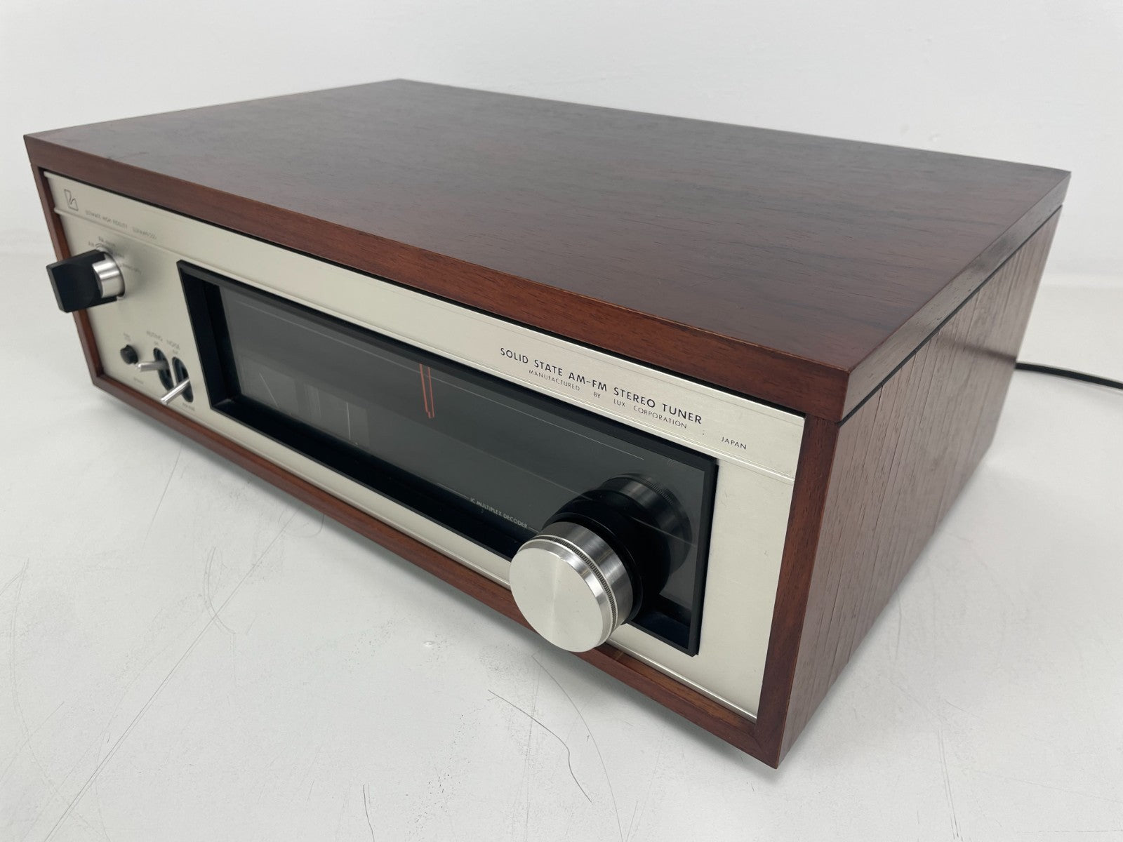 Luxman Luxman WL-550 Tuner – Serviced – US Plug / 220V – With Manual