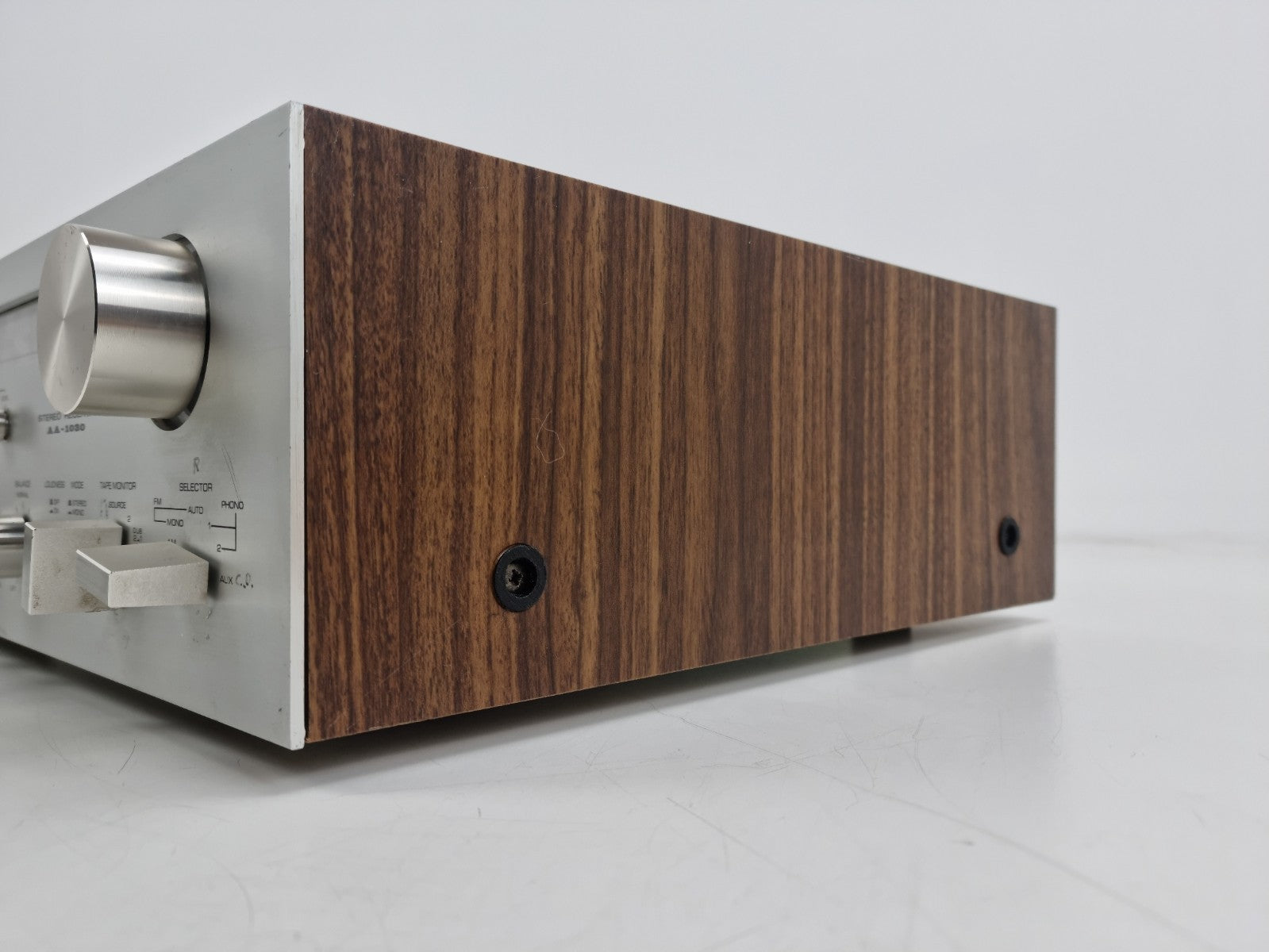 Akai AA 1030 Stereo Receiver