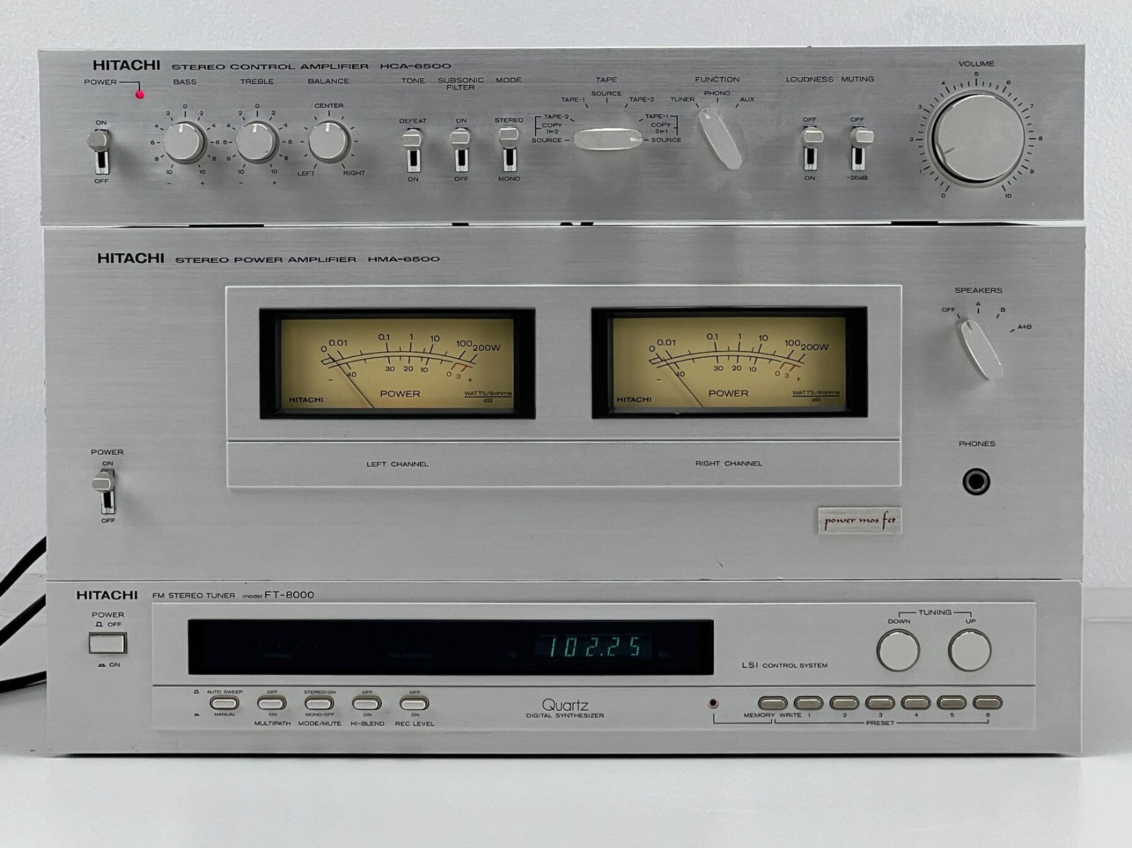 Hitachi HCA-6500 voorversterker - HMA-6500 eindversterker - FT-8000 tuner