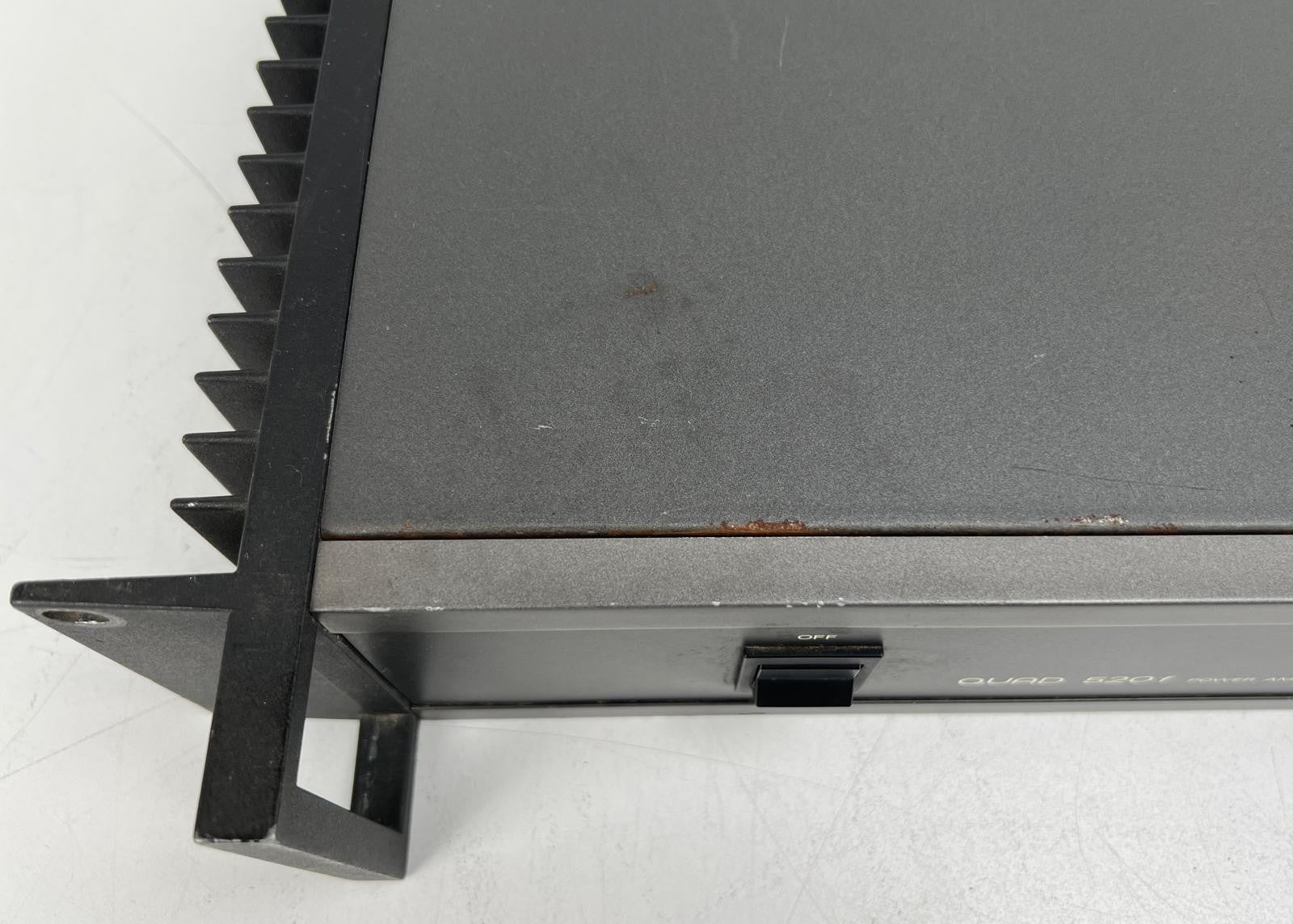 Quad 520 f Stereo-eindversterker - Professioneel met XLR-aansluitingen