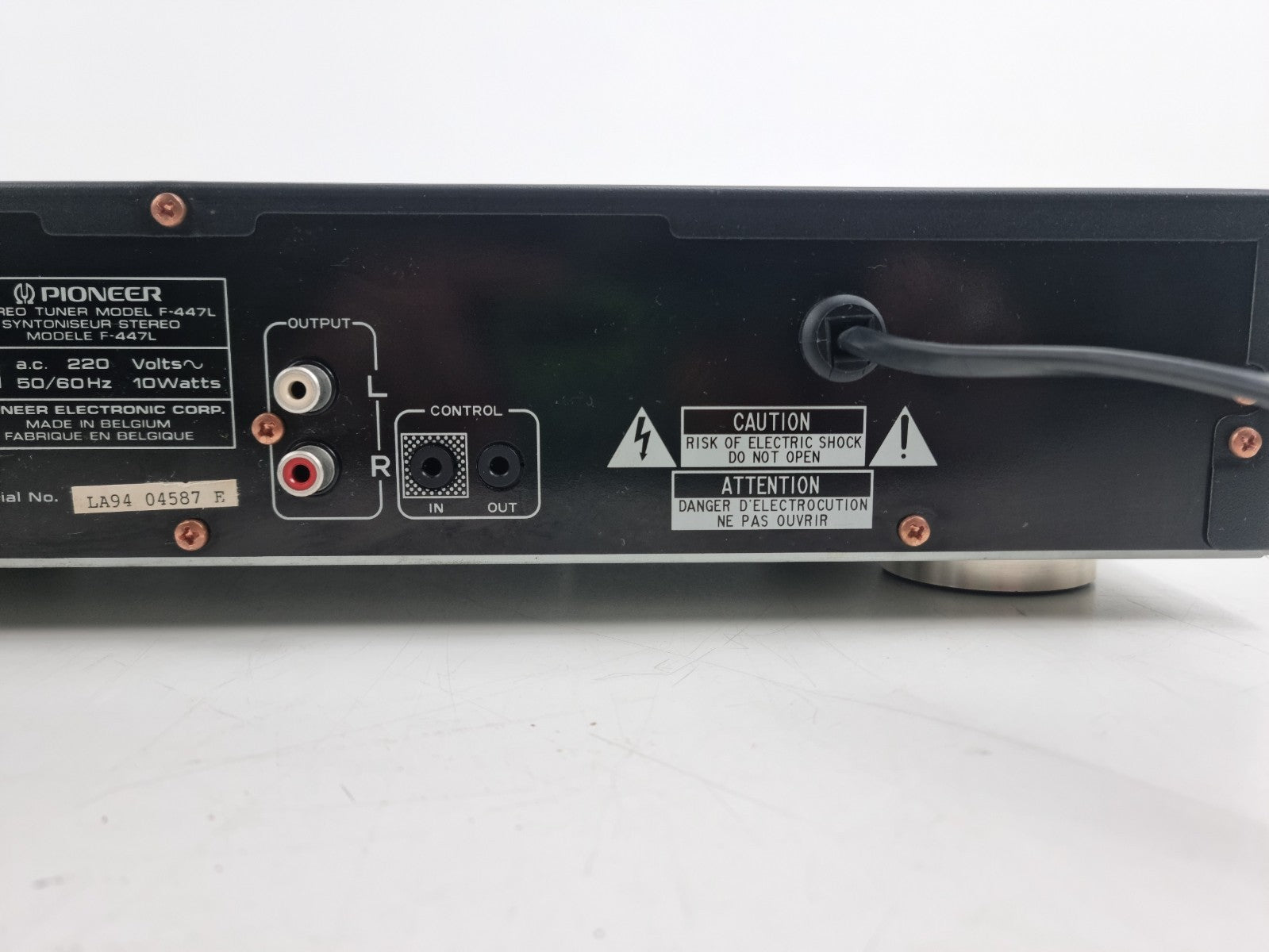 Pioneer F-447L - FM/AM Digital Synthesizer Tuner