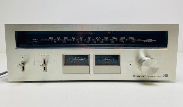 Pioneer TX-606 AM/FM Stereo Tuner - New scale lights