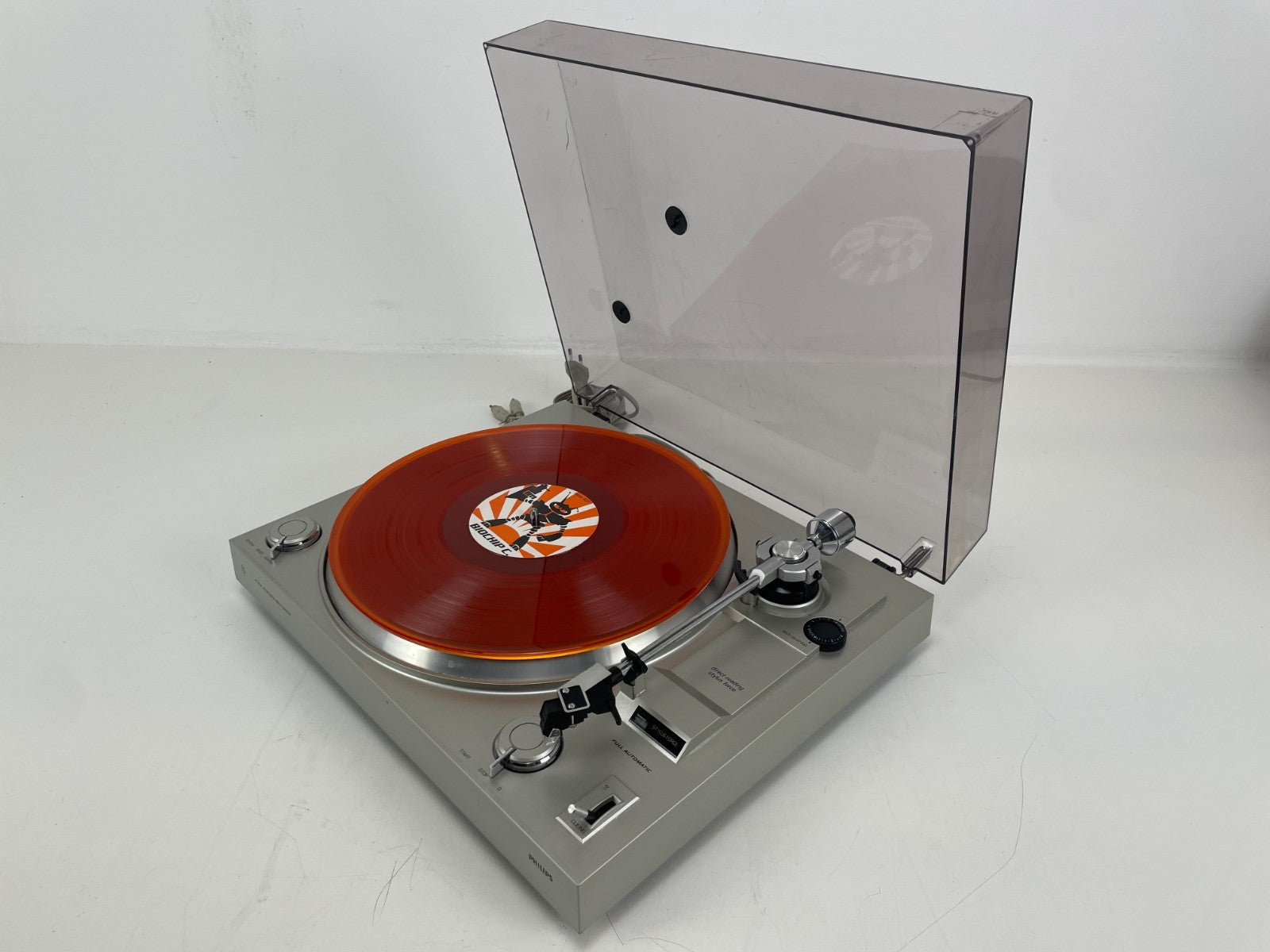 Philips F7113 – Belt-Drive Turntable