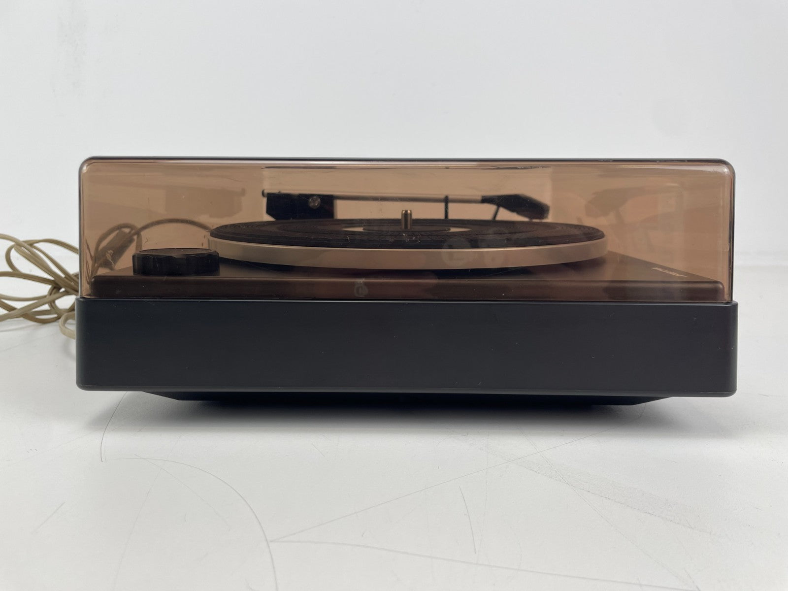 Aristona 1224 Belt Drive Turntable