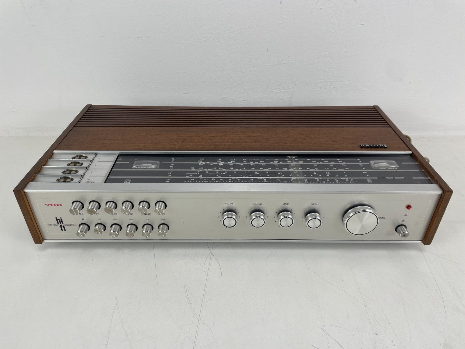 Philips 790 / 22RH790 AM/FM Stereo Receiver