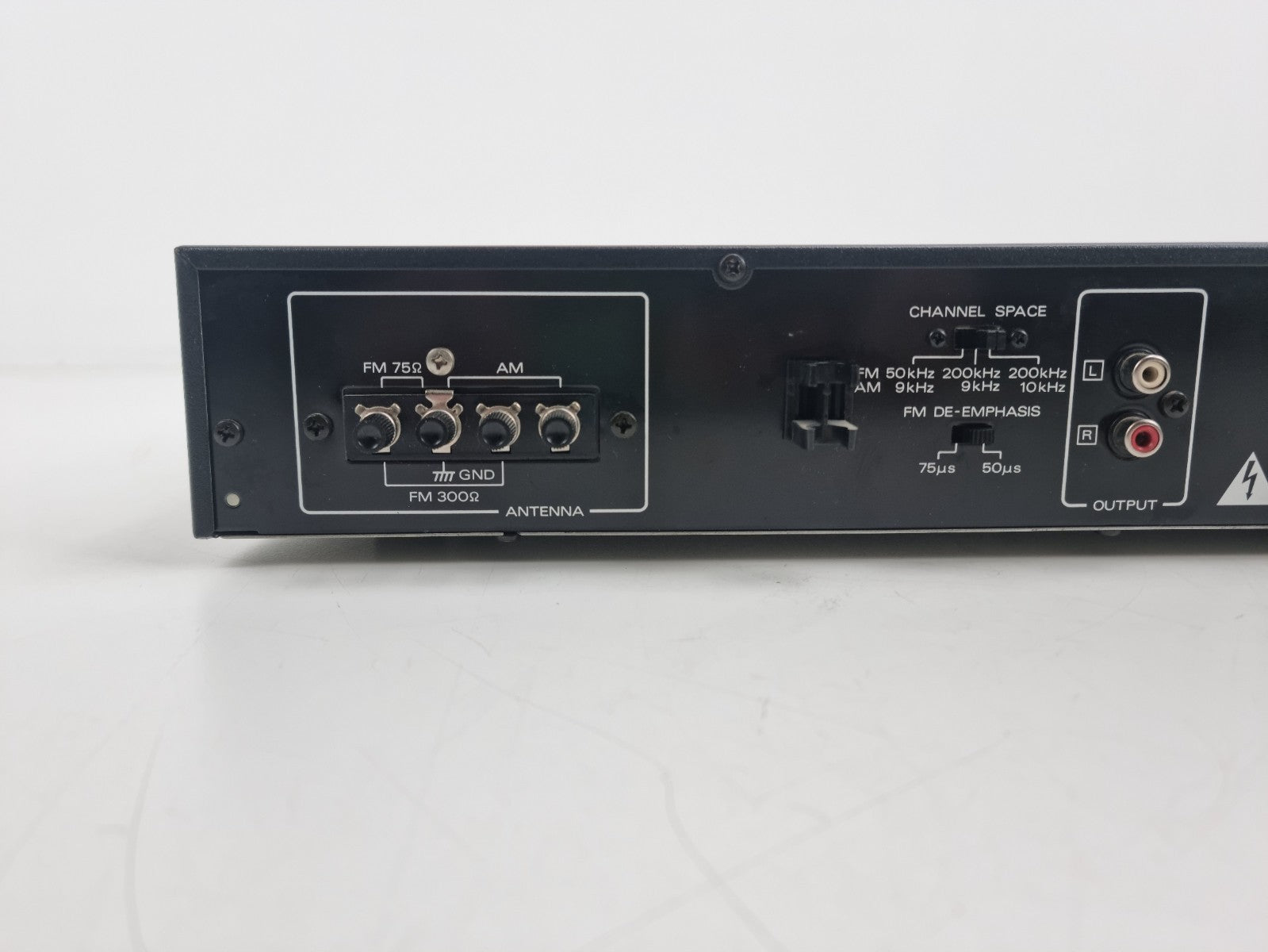 Kenwod KT-52B - Stereo Synthersizer Tuner -Mint condition