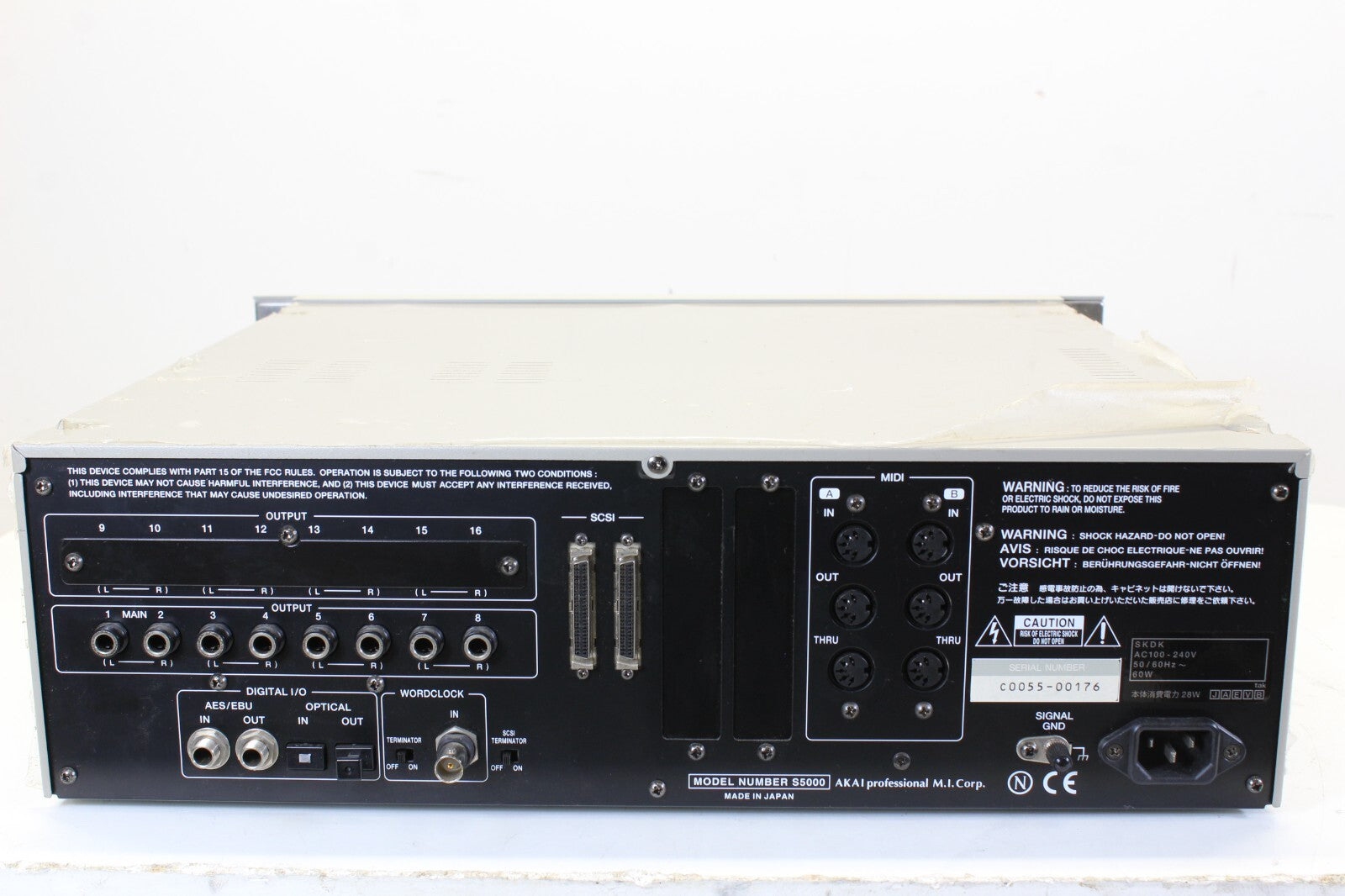 Akai S5000 Sampler met gebruikershandleidingen