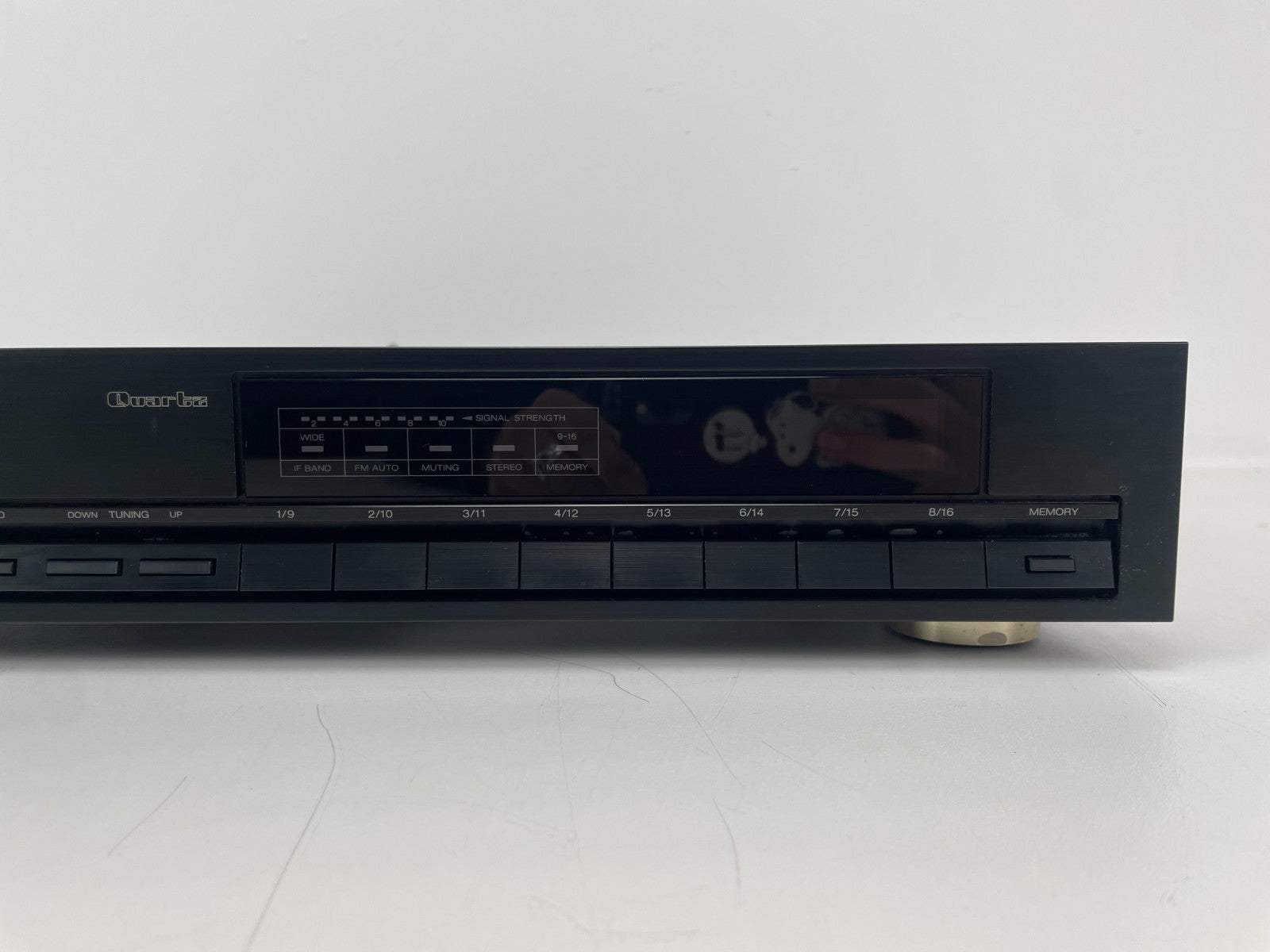 Akai AT-52L Stereo AM/FM-tuner – Zo goed als nieuw