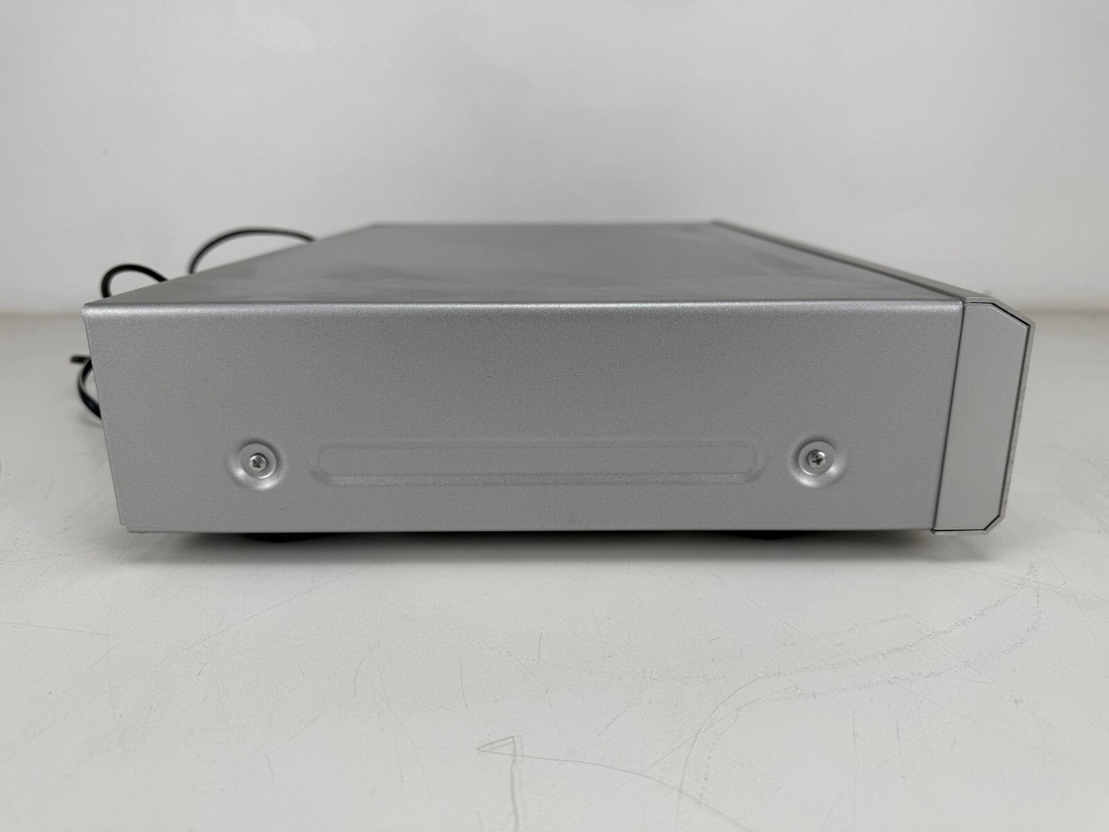 Onkyo DX-7333 cd-speler met originele doos, afstandsbediening en handleidingen.