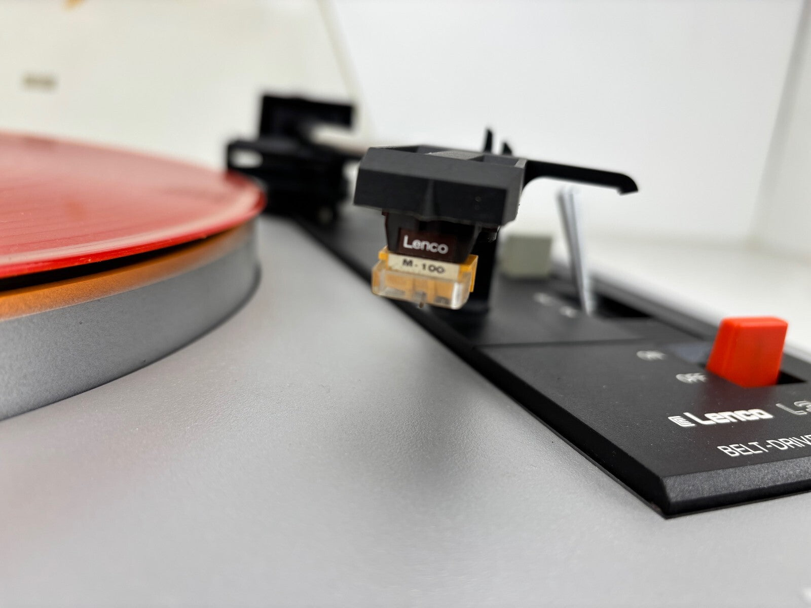 Lenco L 331 Belt Drive Auto return turntable -