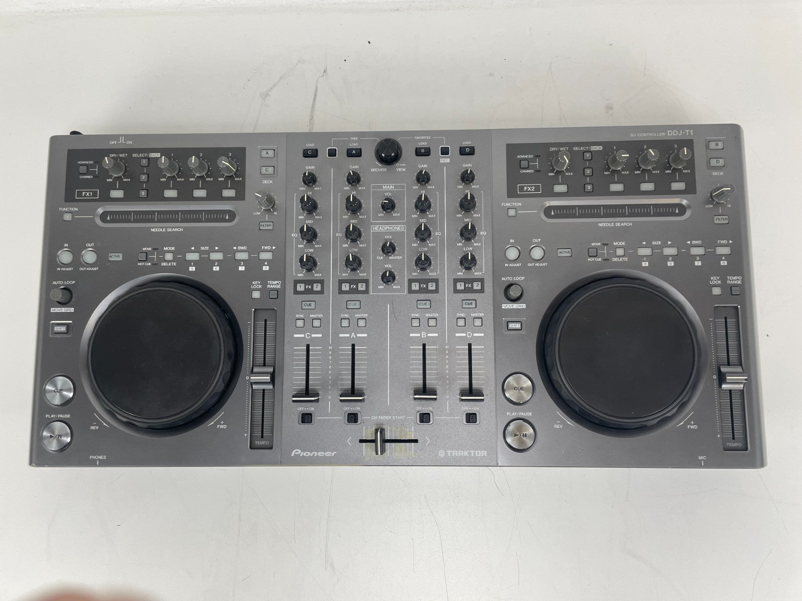 Pioneer DDJ-T1 DJ Controller