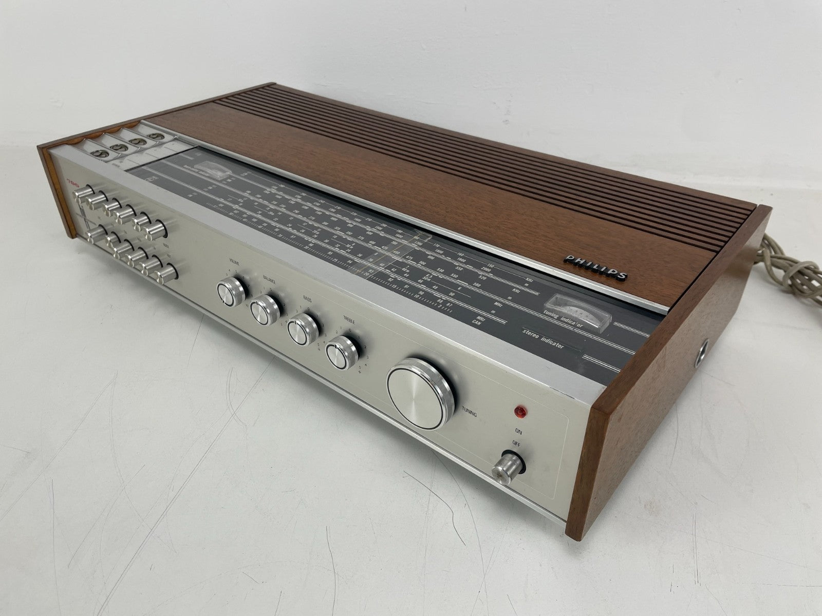 Philips 790 / 22RH790 AM/FM Stereo Receiver