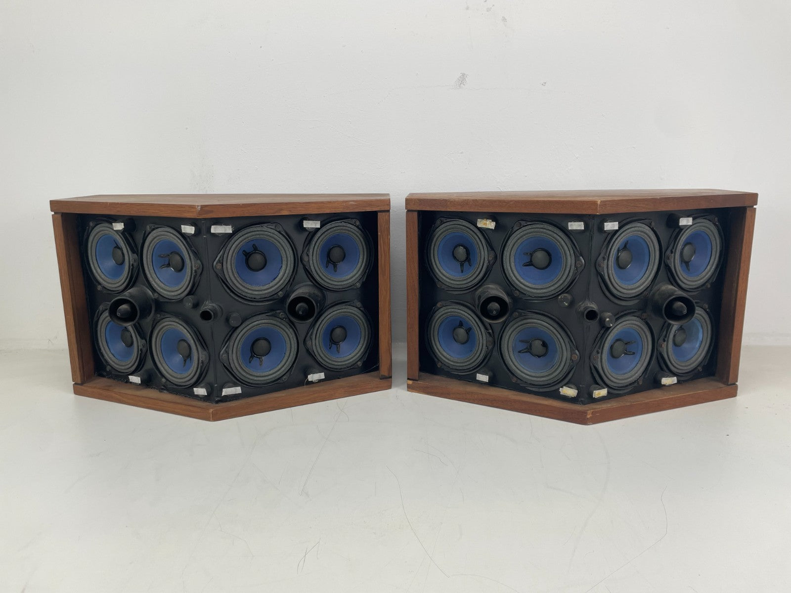 Bose 901 Series IV Speakers Set Of Two - Without EQ