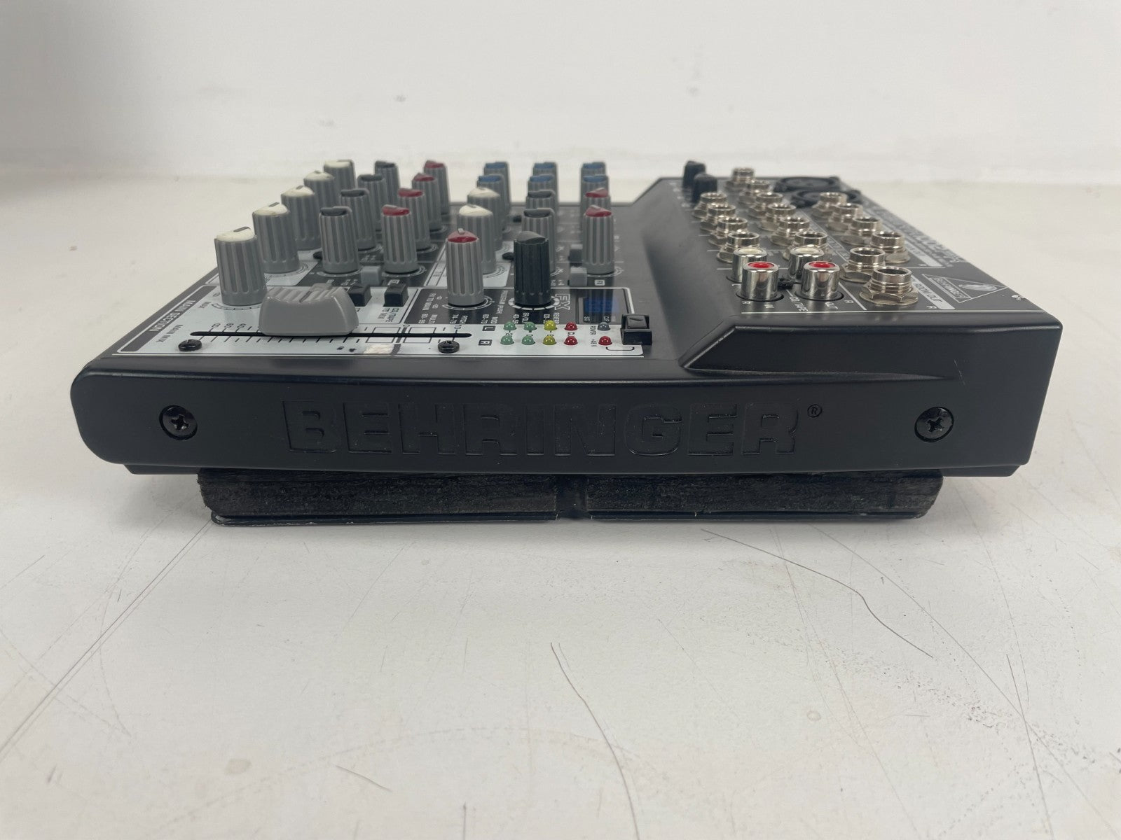 Behringer Xenyx 1002FX Mixer – Flight Case + Footswitch