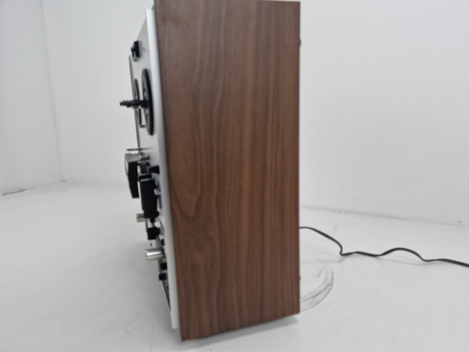 Akai GX 220D Stereo -4 track 2 Channel Tape Deck - Serviced/New transistors