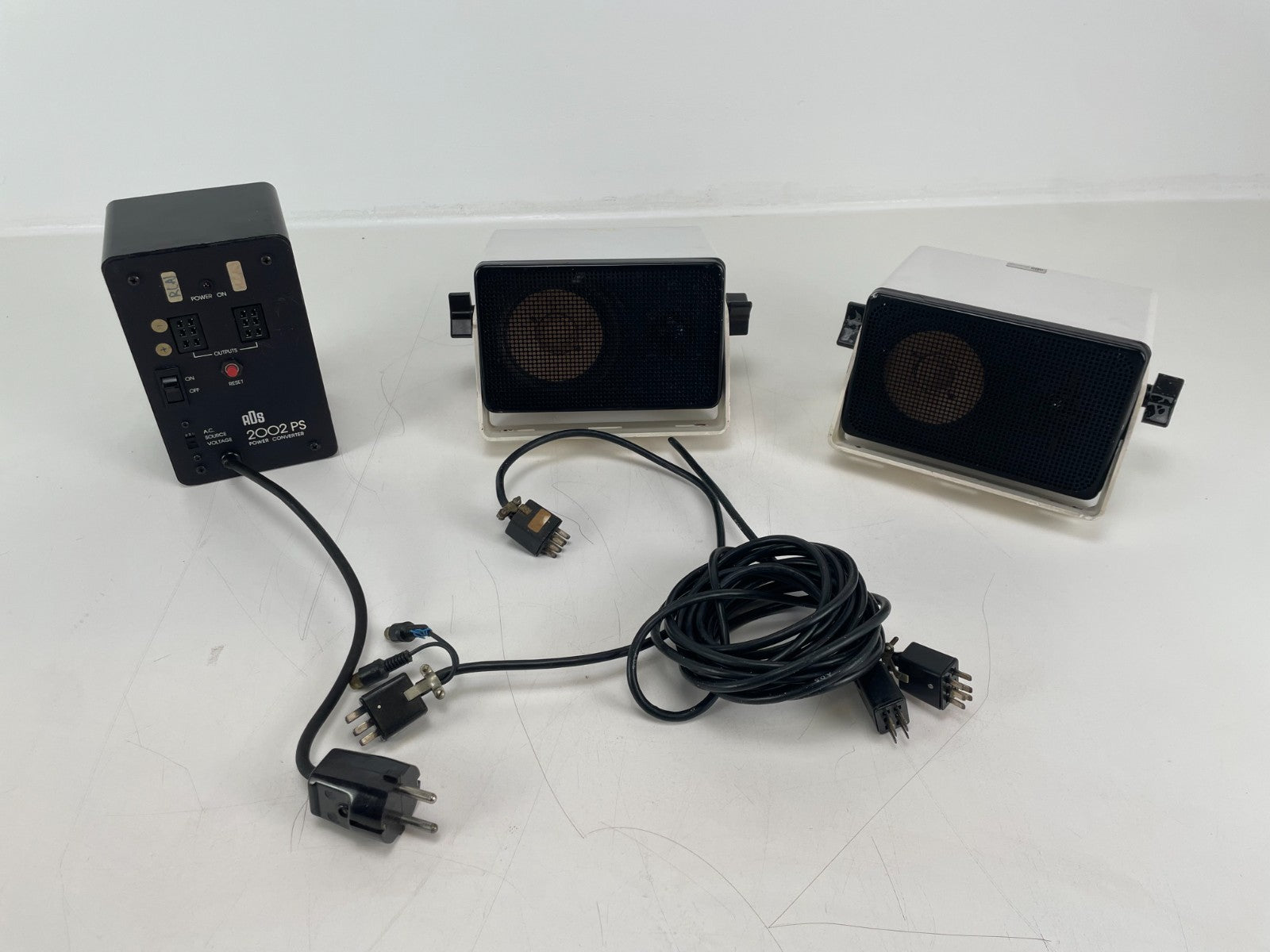 ADS A/D/S Model 2002 Bi-Amplified luidsprekersysteem met versterker