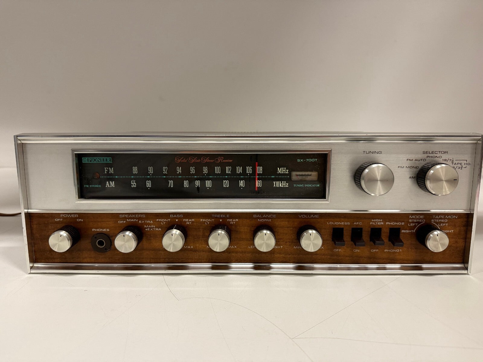 Pioneer SX-700T Stereo Receiver - Serviced/Partially Recapped
