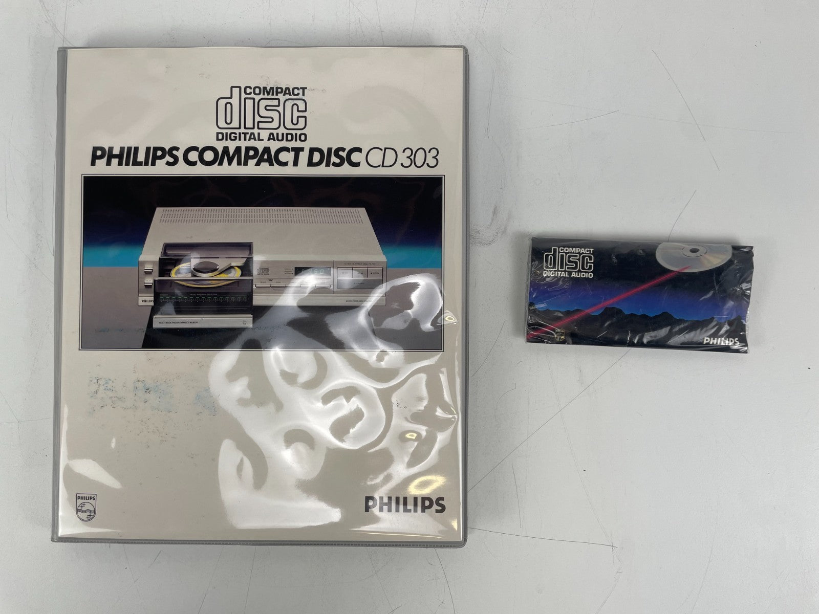 Philips  CD303 CD Player – Mint Condition – Original Box & Manual - Serviced