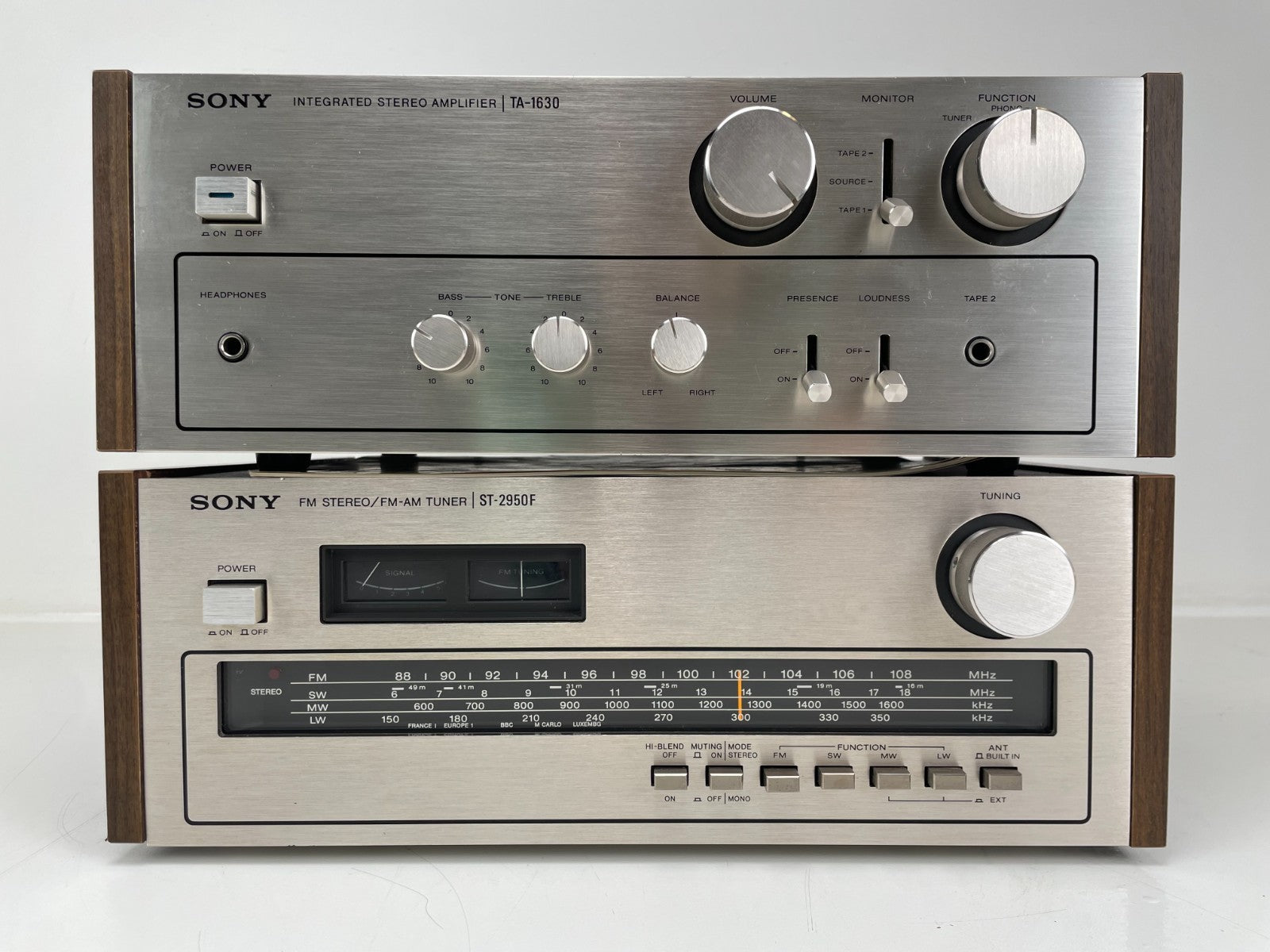 Sony TA-1630 Amplifier + ST-2950F Tuner – Excellent Condition - HiFi set