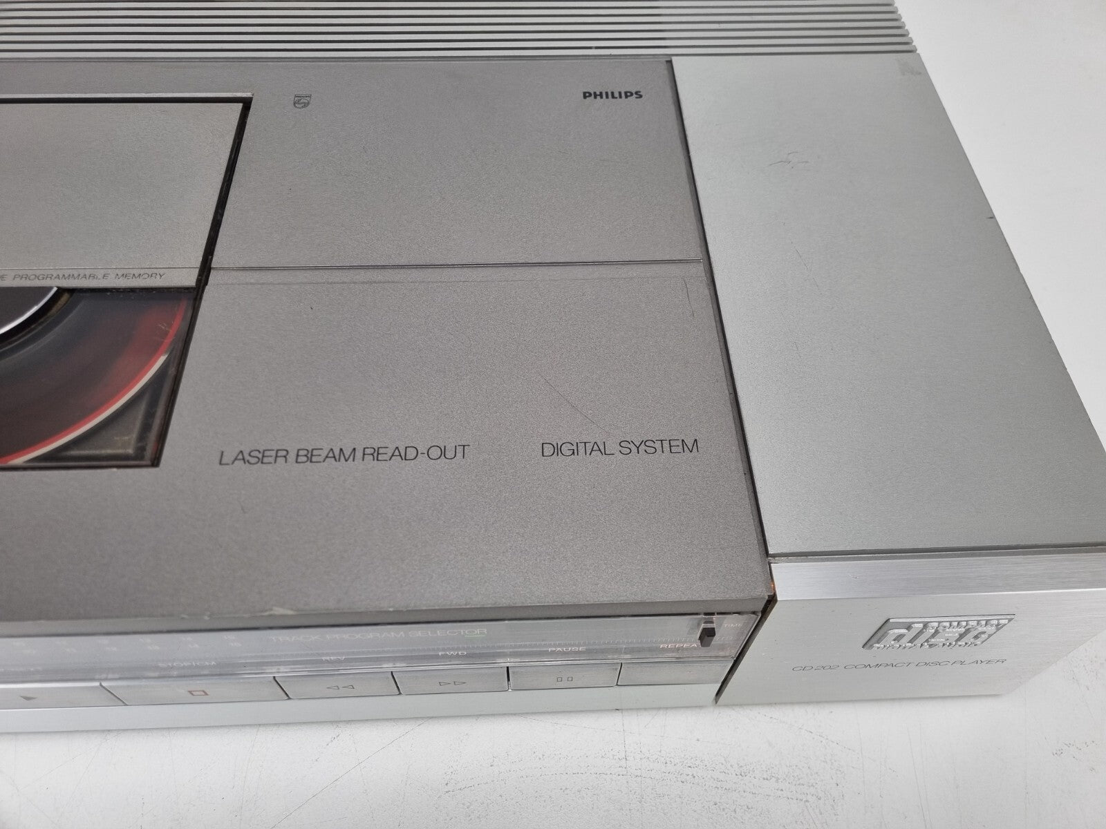 Philips CD-202 - cd-speler met laseruitlezing - Gemaakt in België - Volledig nagekeken