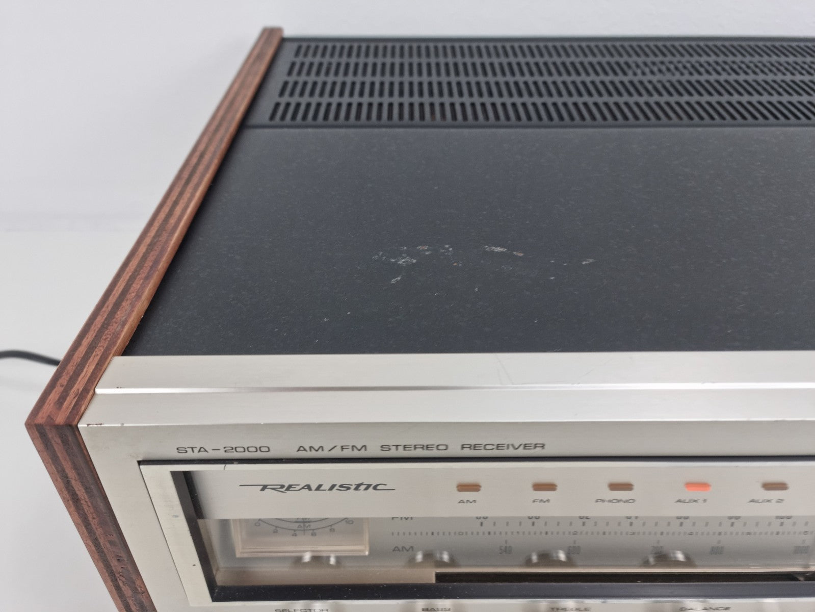 Realistic STA-2000 - Stereo Receiver - Fully Serviced - New side pannels