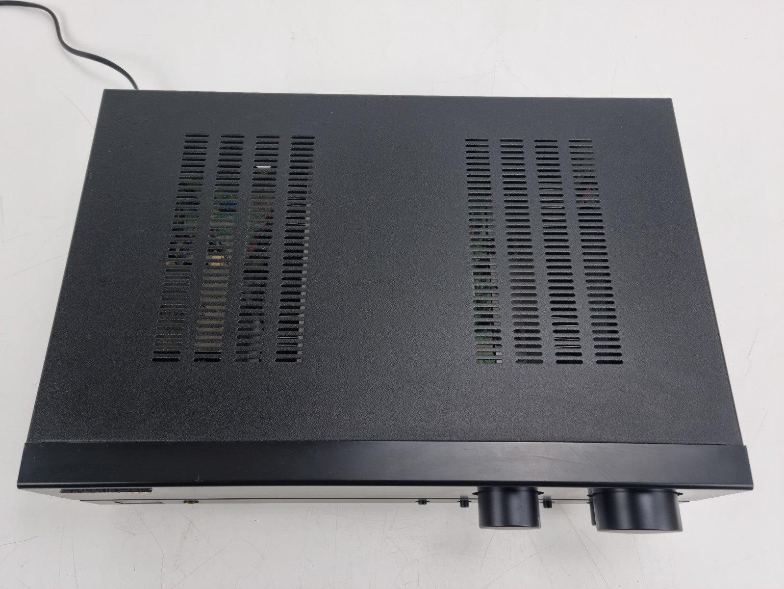 Marantz PM-40SE Stereo Integrated Amplifier- 43 watts per channel into 8Ω (stere