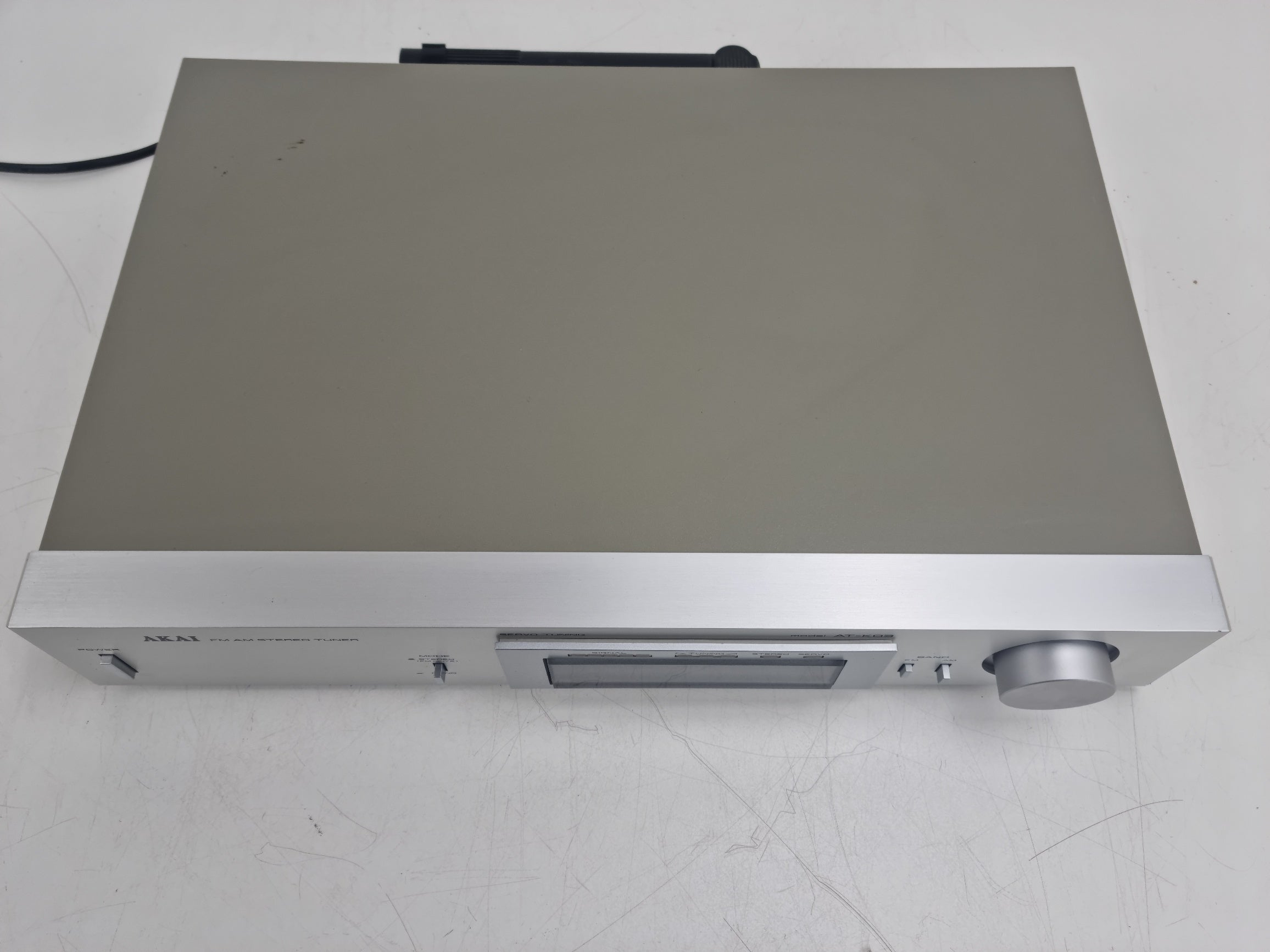 Akai AT-K03 AM/FM Stereo Tuner - In original box with instructions