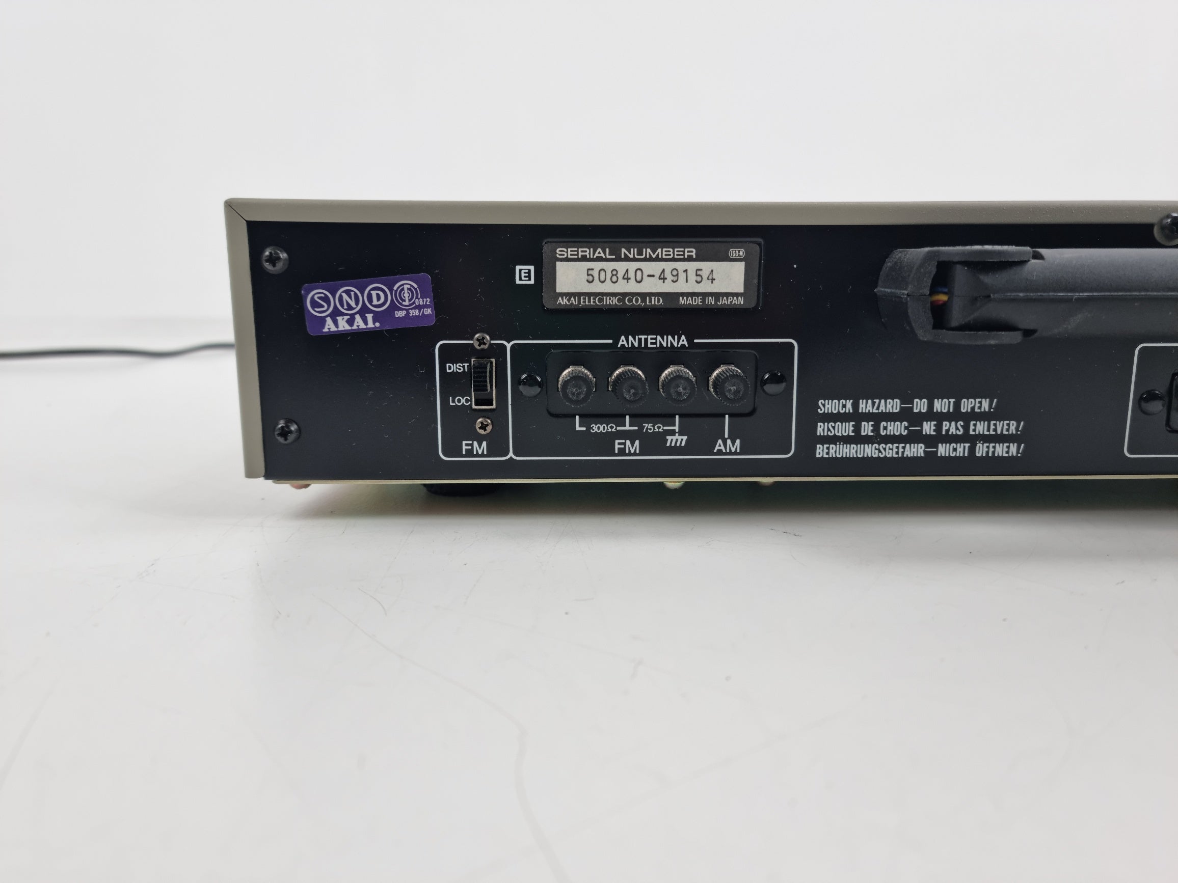 Akai AT-K03 AM/FM Stereo Tuner - In original box with instructions