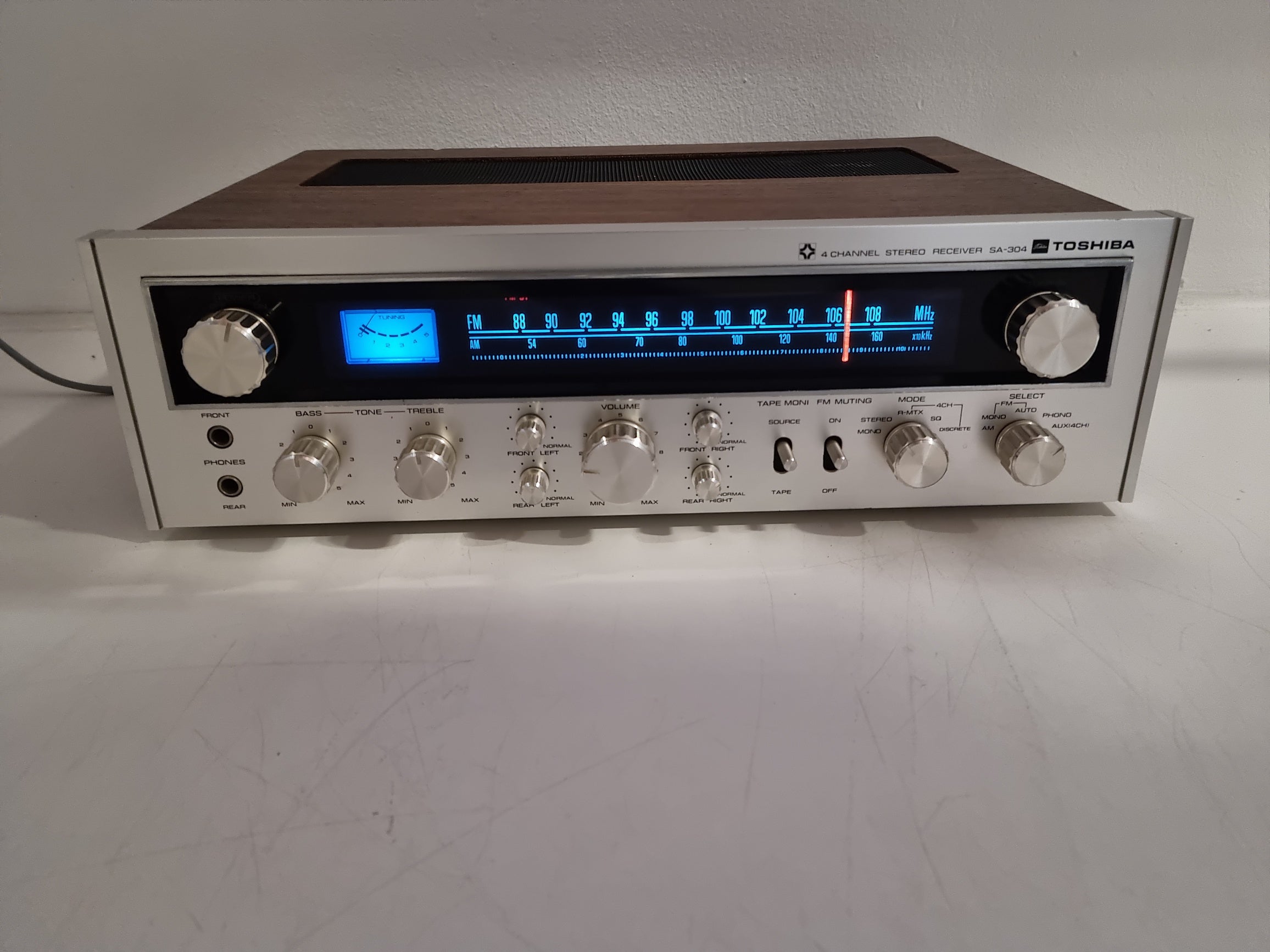 Toshiba SA-304 - Four Channel AM/FM Receiver - Cleaned and lubed