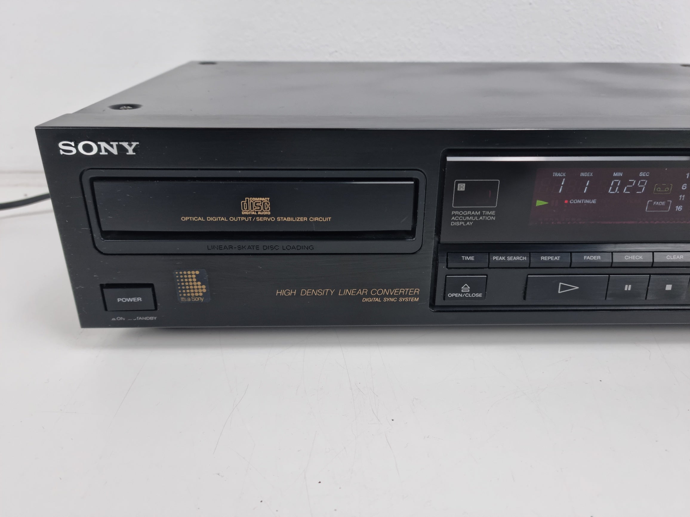 Sony - CDP-790 Compact Disc Player - New Laser - The hood above has been resprayed