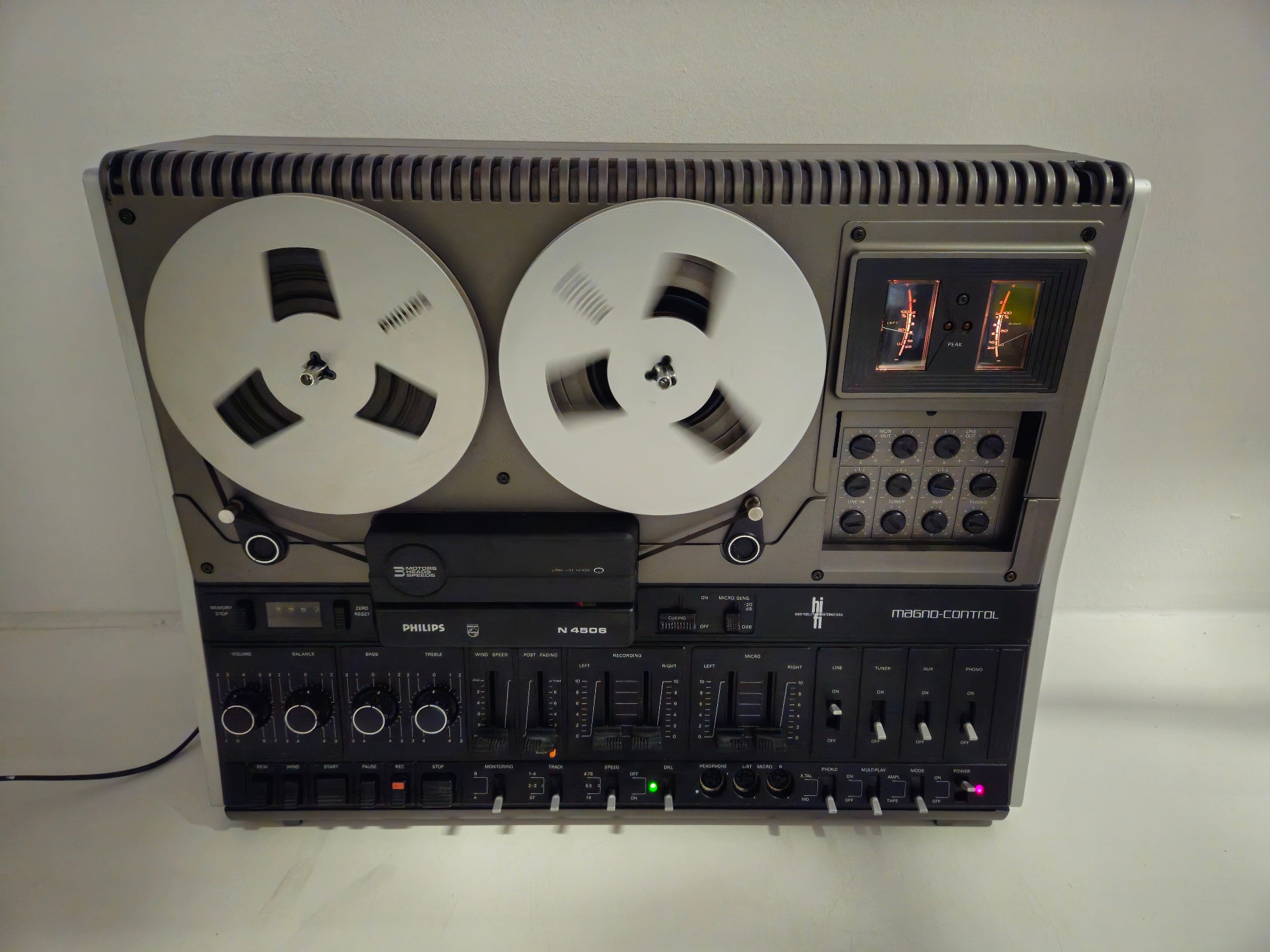 Philips - N4506 - Stereo cassettedeck - Stofkap