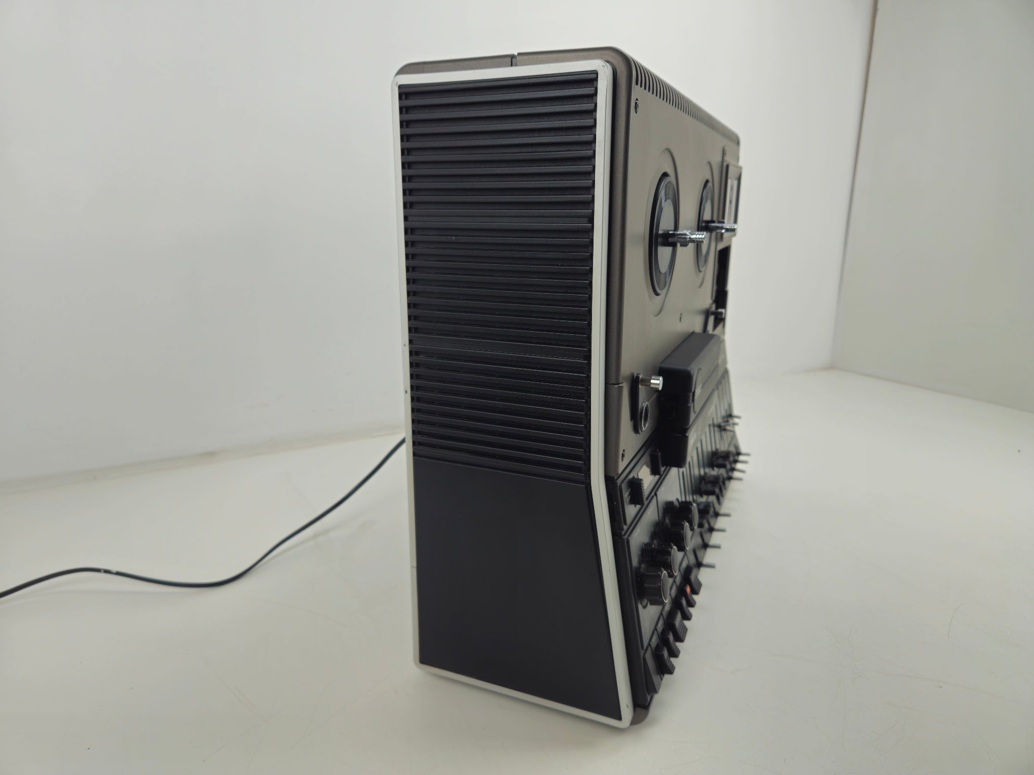 Philips - N4506 - Stereo cassettedeck - Stofkap