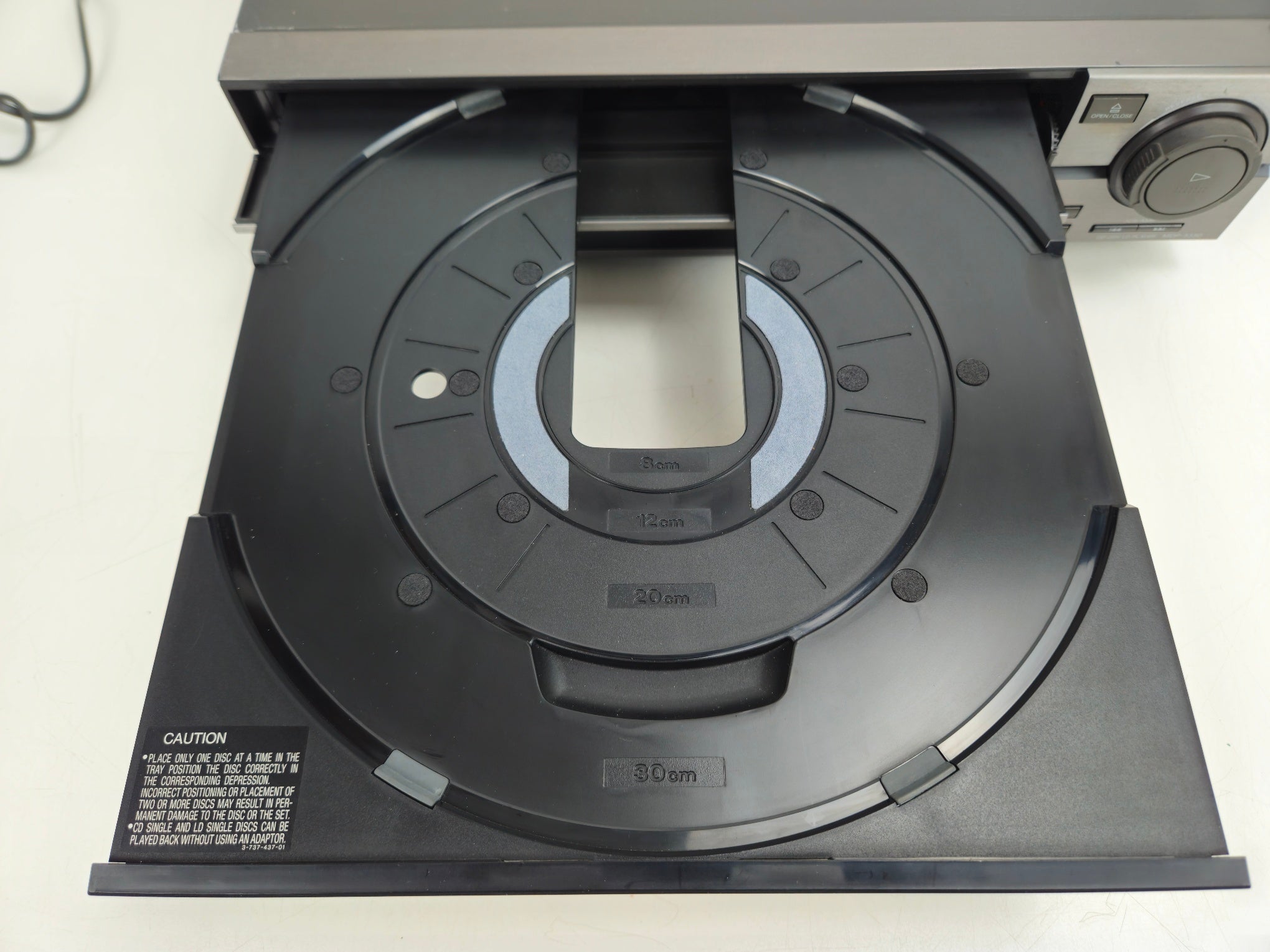 Sony - MDP-533D - CD CDV LD Player