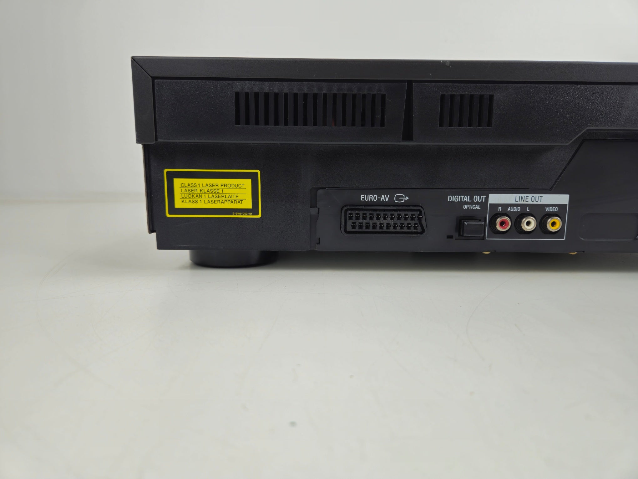 Sony - MDP-533D - CD CDV LD Player
