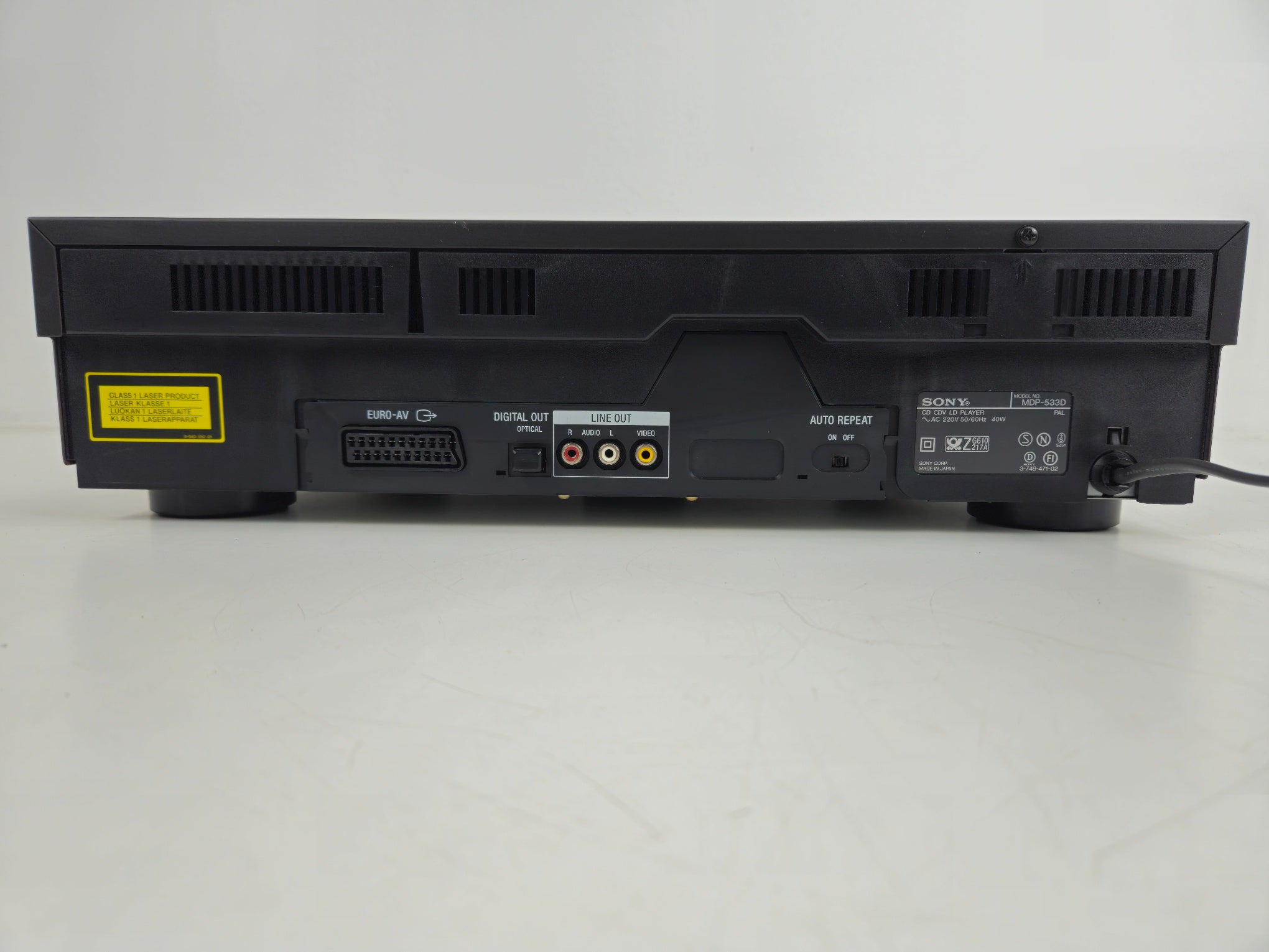 Sony - MDP-533D - CD CDV LD Player