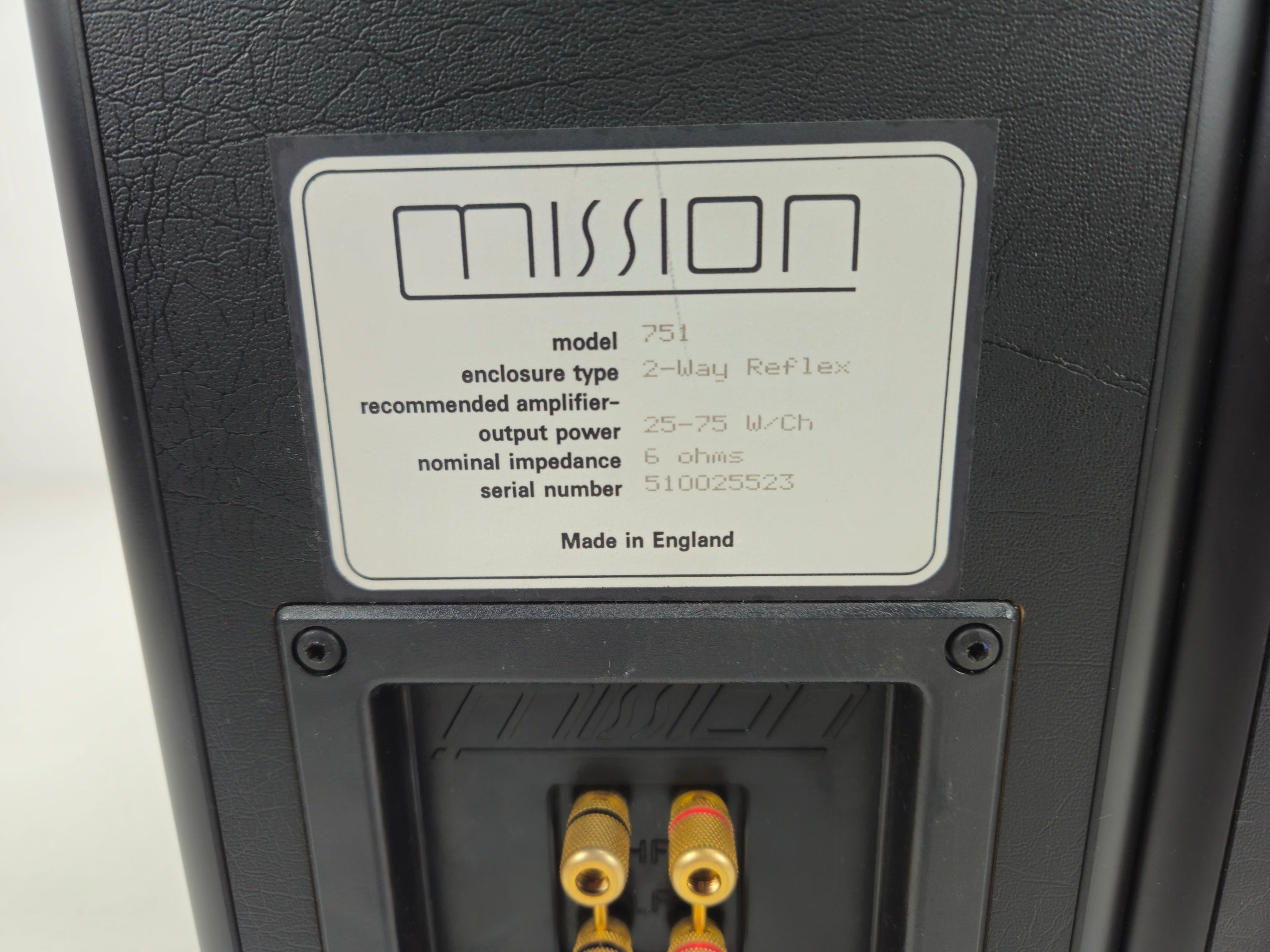 Mission - 751 - 2-way reflex bookshelf loudspeaker system - B-wired