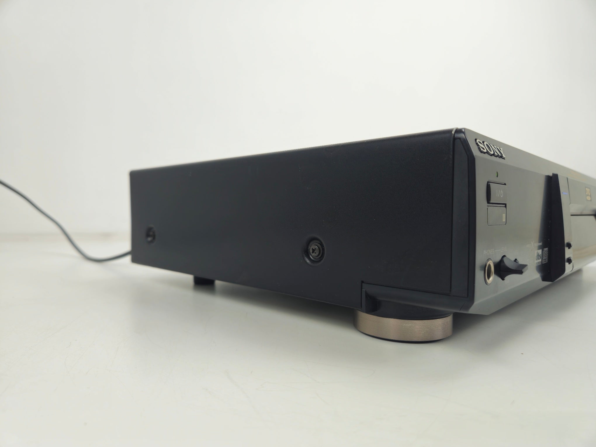 Sony - DVP-S525D - CD/DVD Player