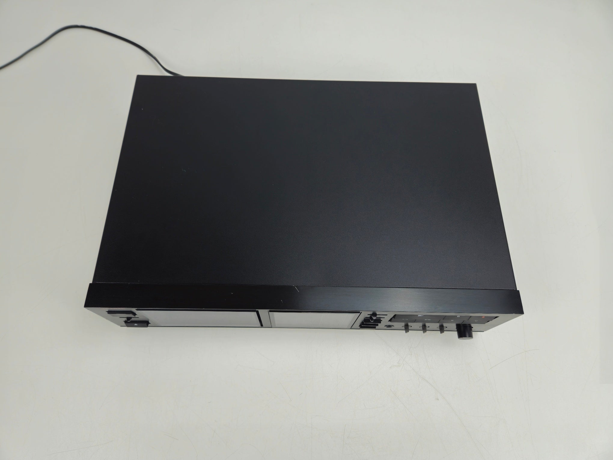 Luxman - K-112 - Stereo 3 head Cassette Deck