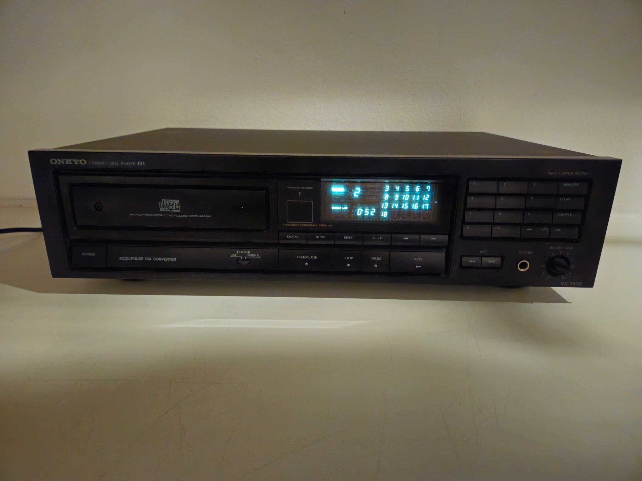 Onkyo - DX-2800 - Compact Disc Player