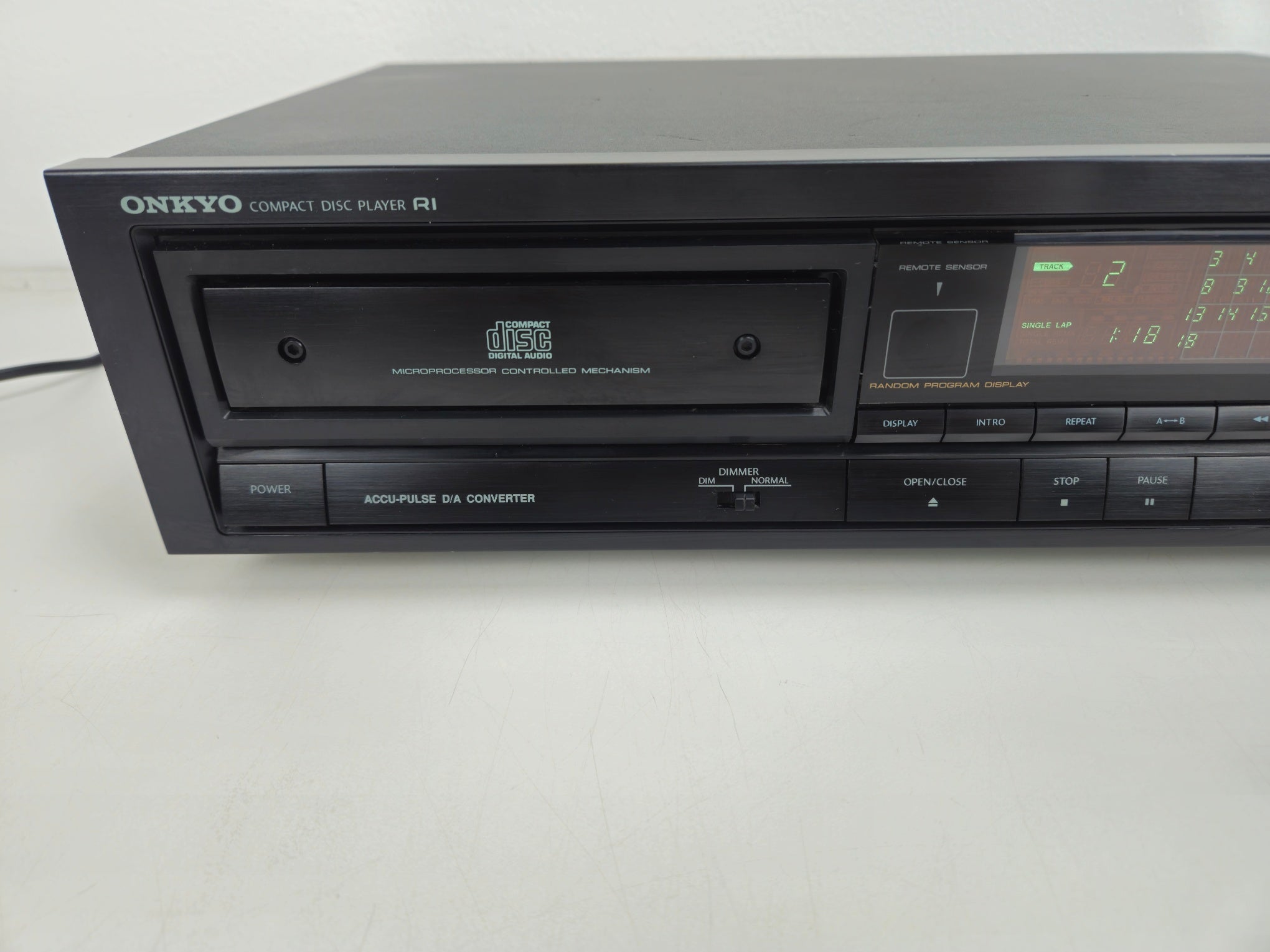 Onkyo - DX-2800 - Compact Disc Player