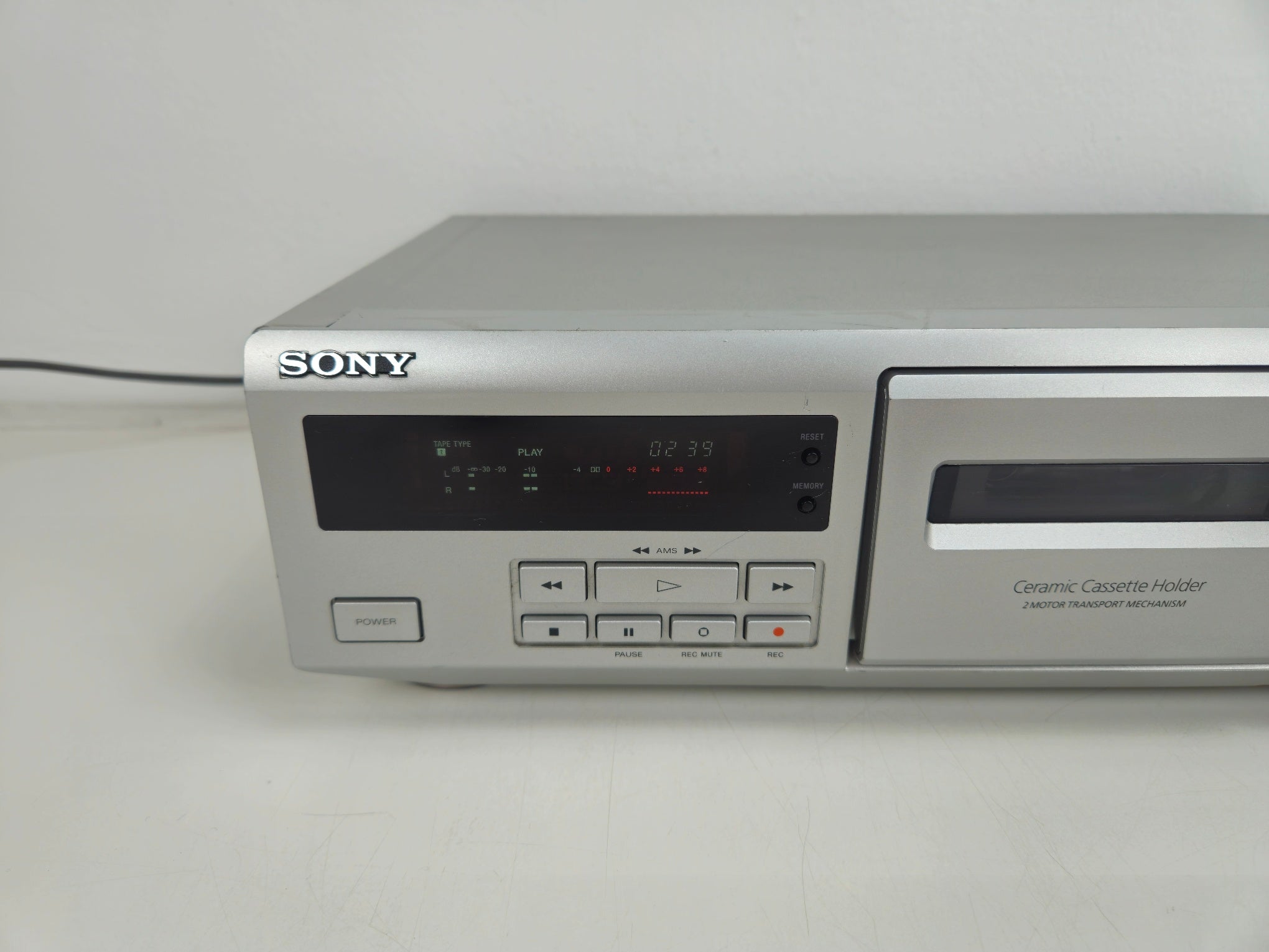 Sony - TC-KE400S - Stereo Cassette Deck