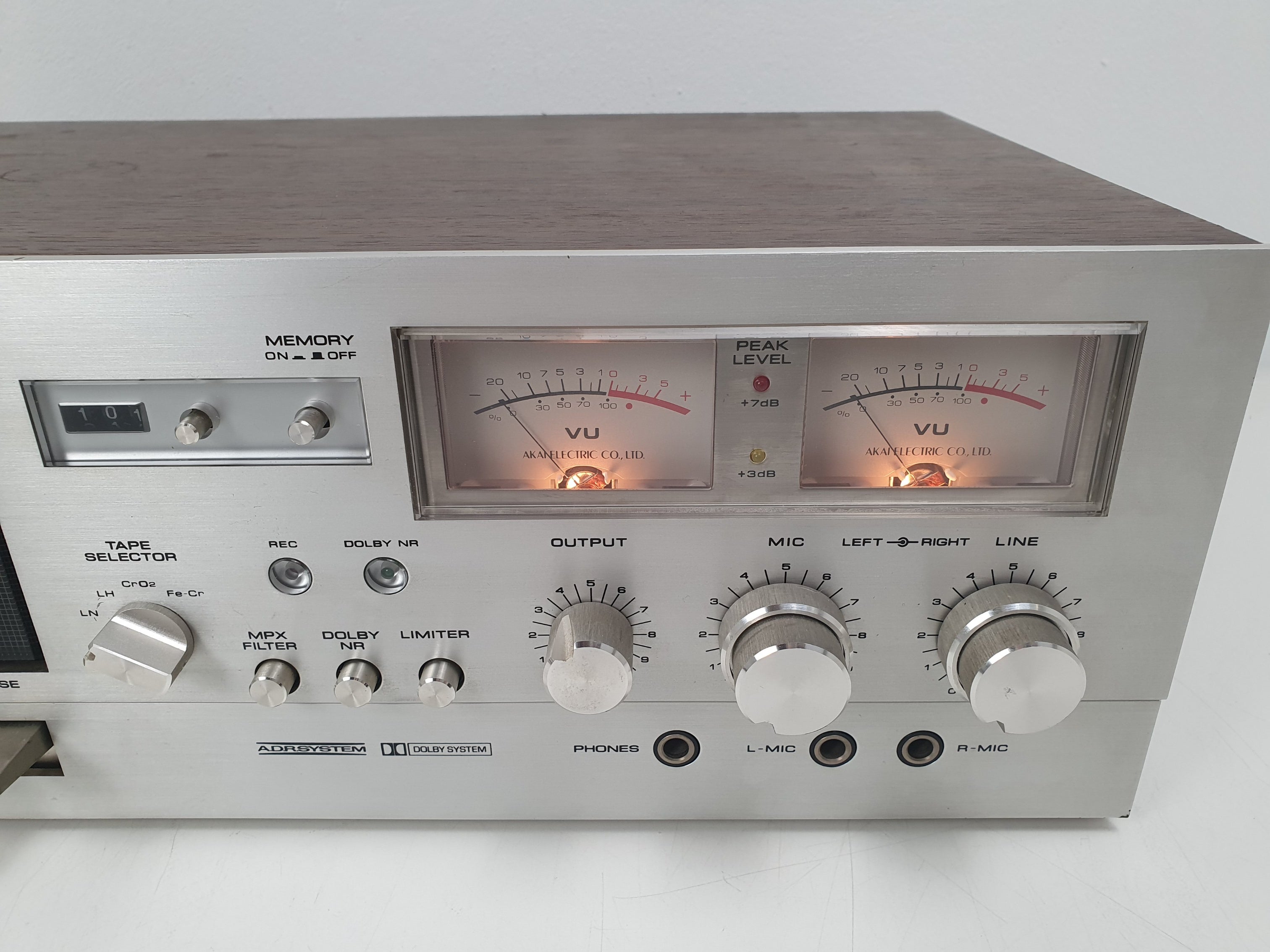 Akai GXC-709D - Stereo Cassette Deck - Serviced