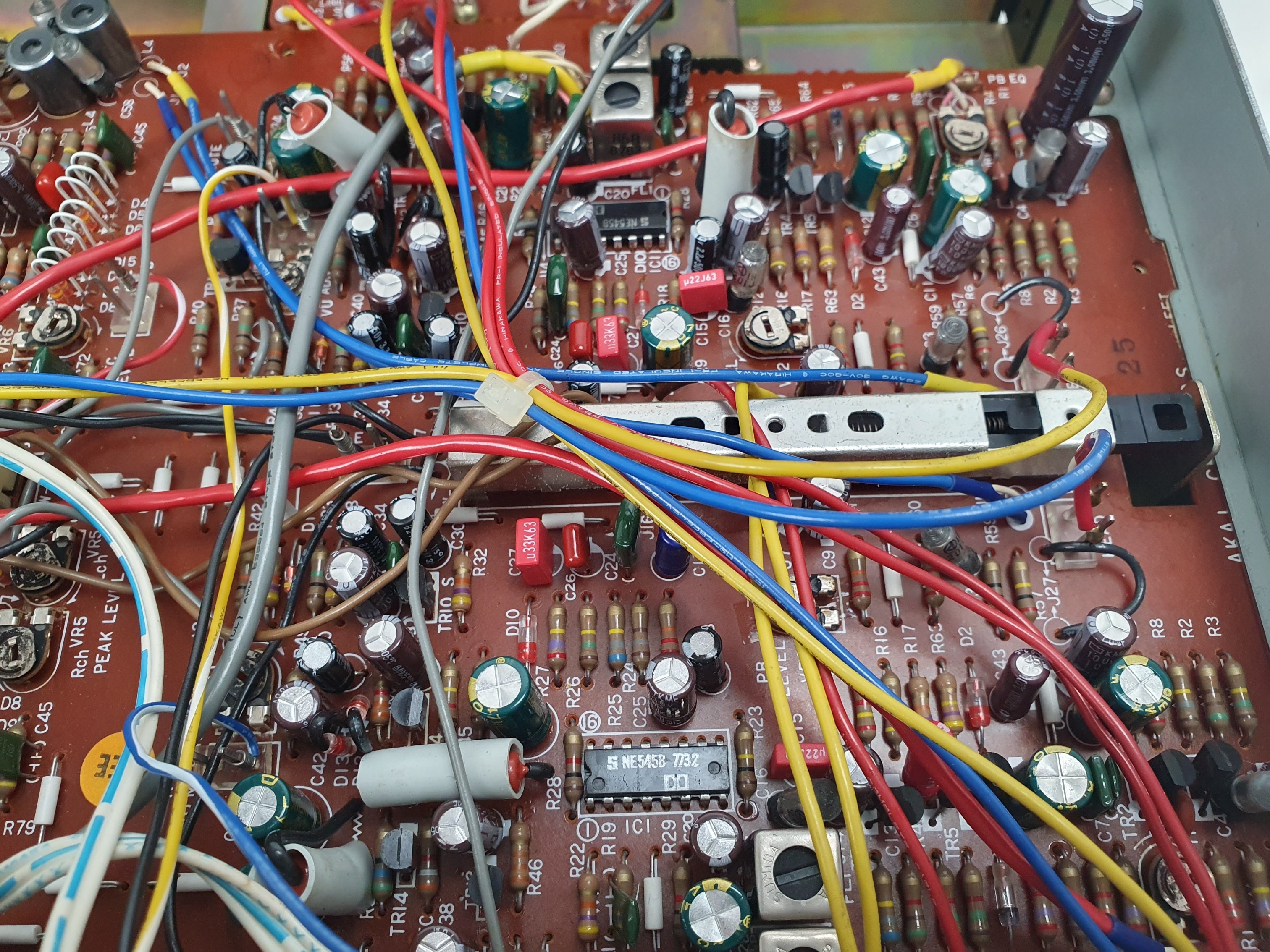 Akai GXC-709D - Stereo Cassette Deck - Serviced