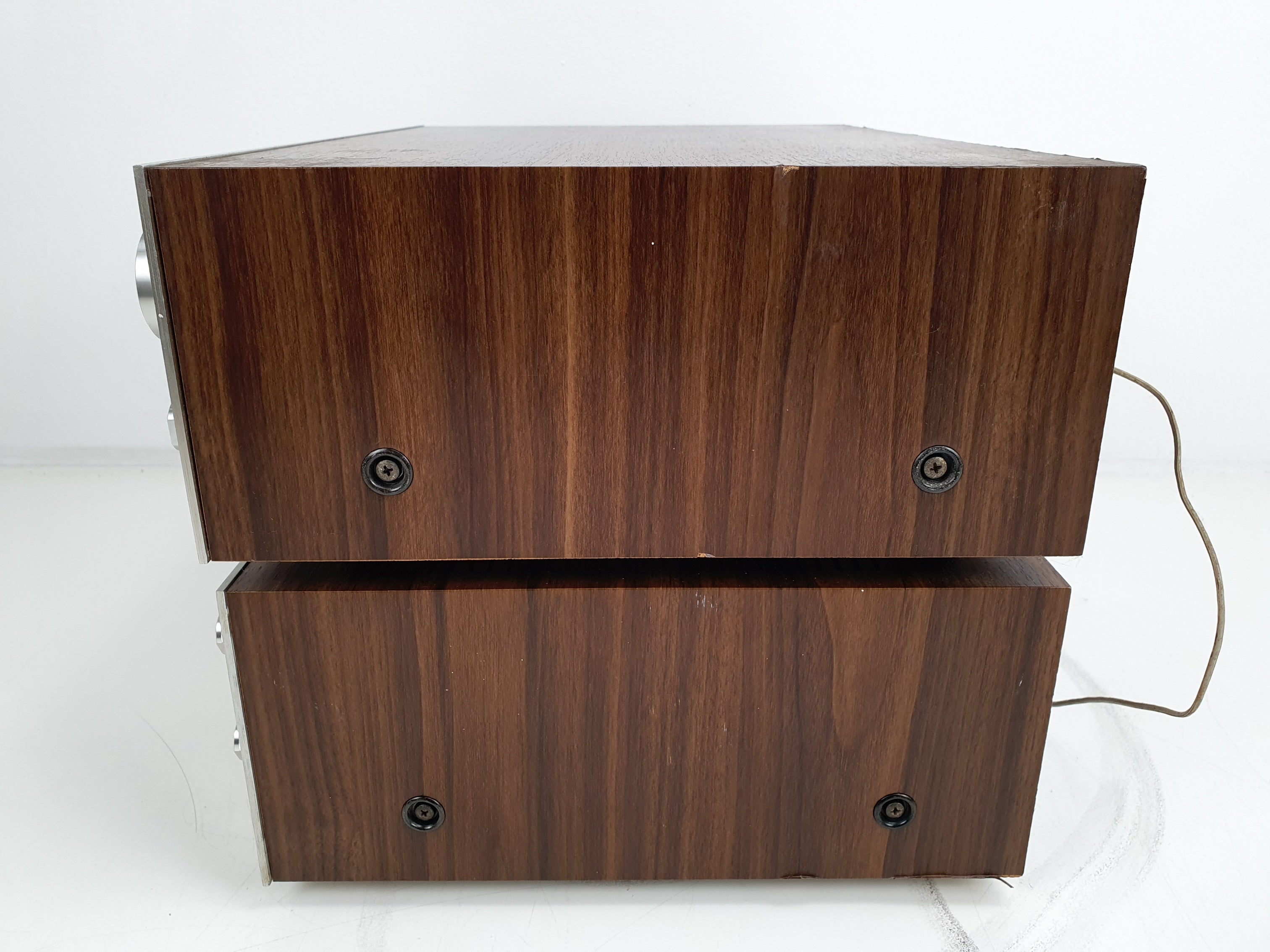 Akai AM2600 Stereo Amplifier (Serviced) - AT2400 Tuner - Set