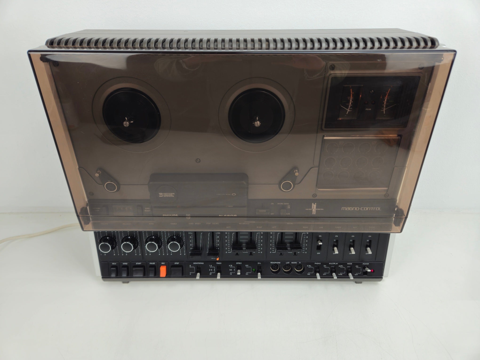 Philips - N4506 - Stereo Tape Recorder - With dust cover - New Belts