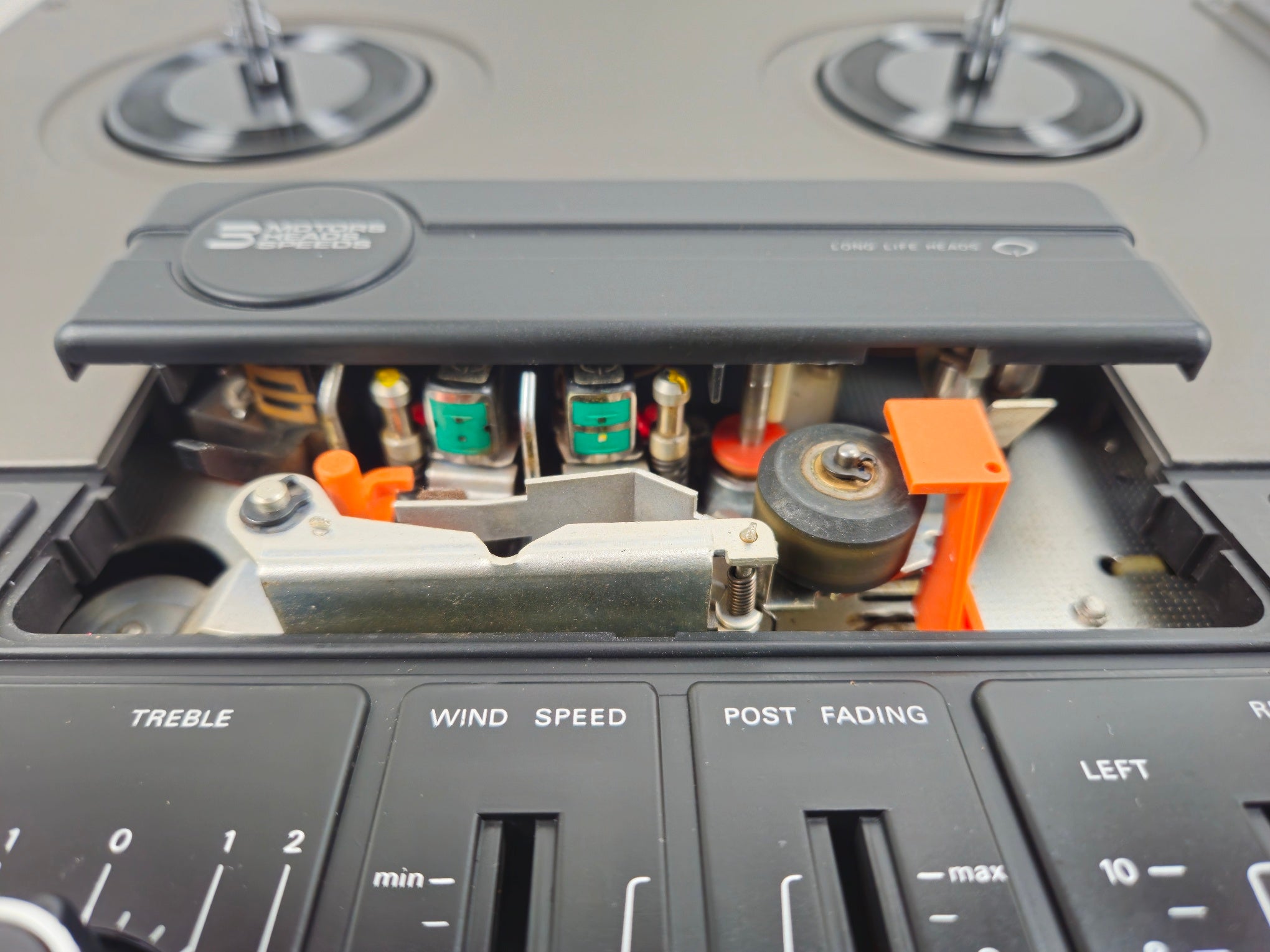 Philips - N4506 - Stereo Tape Recorder - With dust cover - New Belts