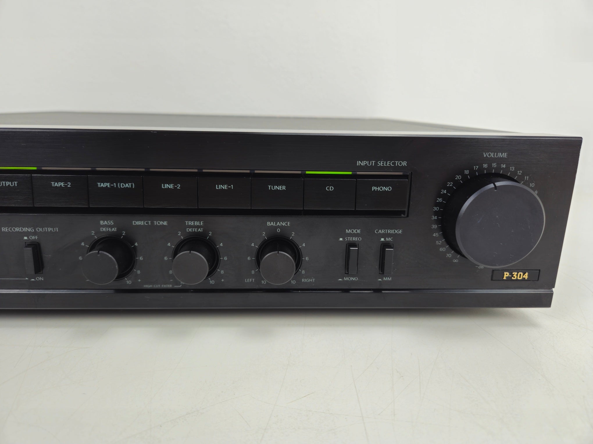 Onkyo - P-304 - Stereo Pre Amplifier