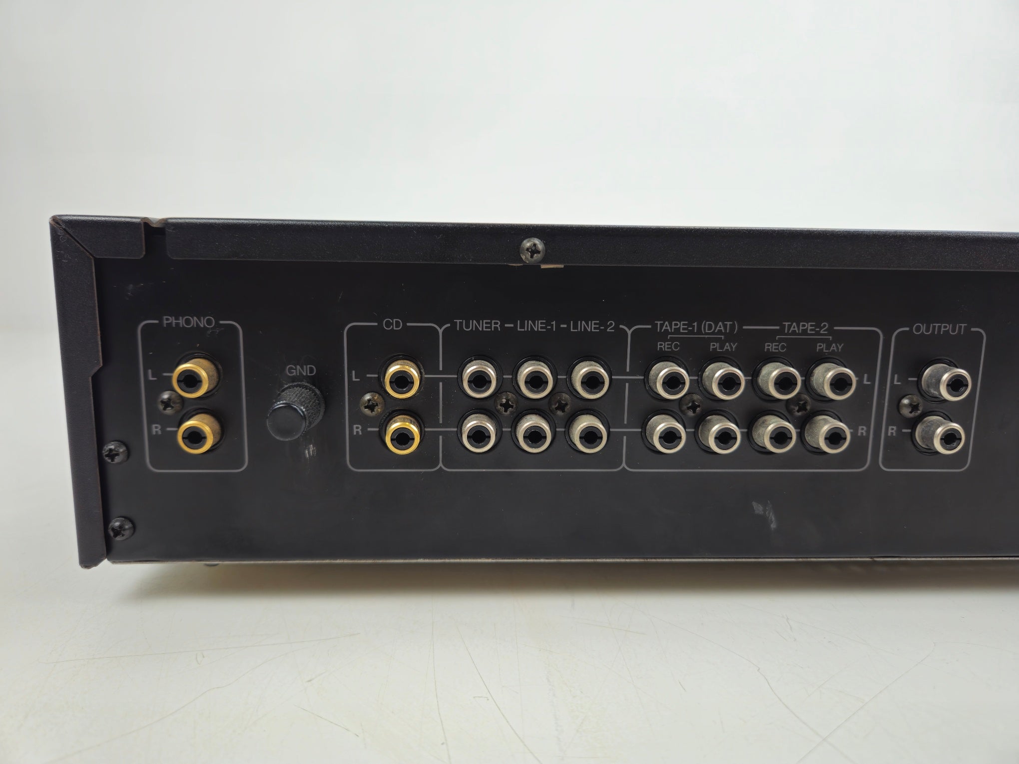 Onkyo - P-304 - Stereo Pre Amplifier
