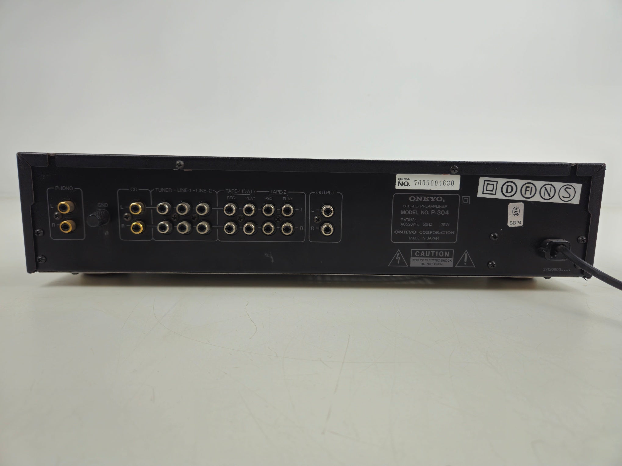 Onkyo - P-304 - Stereo Pre Amplifier